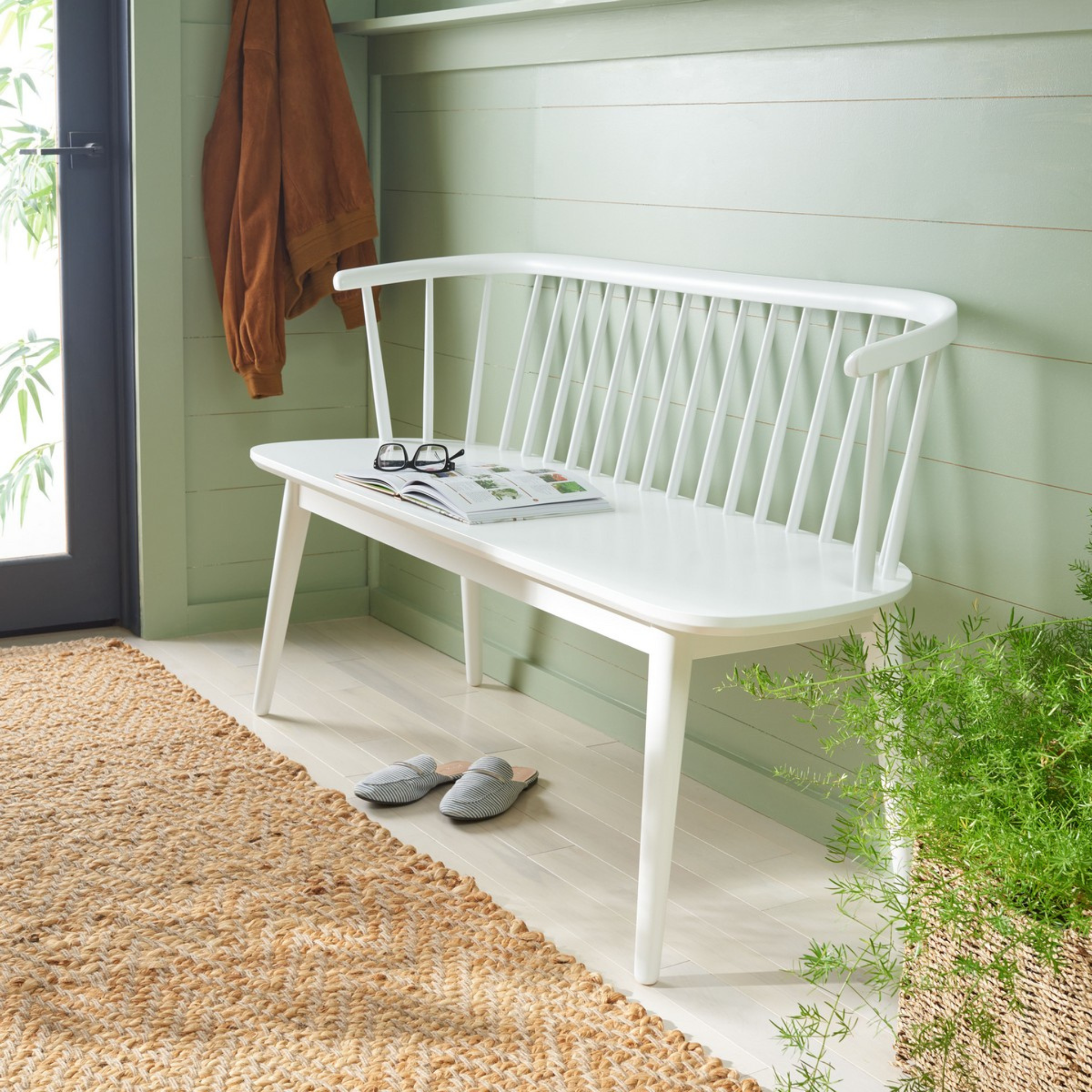 Blanchard Spindle Bench - Solid Wood Entryway Seating with Carved Details | Perfect for Hallway, Bedroom, or Living Room Décor