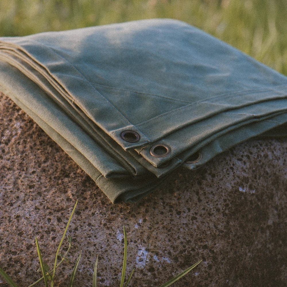 Barnaby Waitakere Green Picnic Mat - Waterproof Outdoor Blanket for Beach, Park, Camping & Picnics - Portable & Foldable Ground Cover