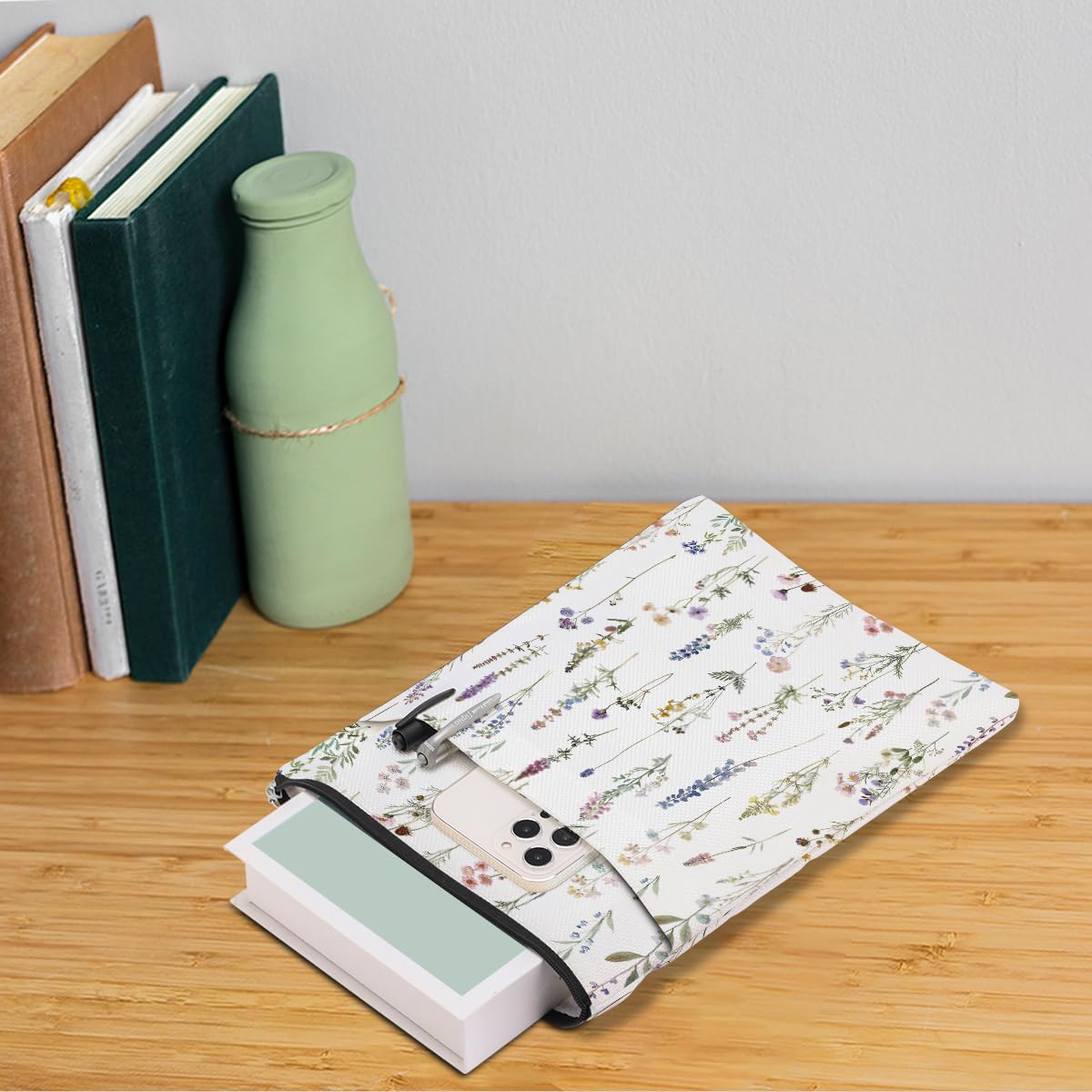 **Aesthetic Wildflower Book Sleeve - Book Cover & Protector for Readers | Perfect Book Lover Gift for Women, Girls & Besties | Great for Christmas, Graduation & Birthday | Ideal for Book Clubs, Travel & Daily Reading**
