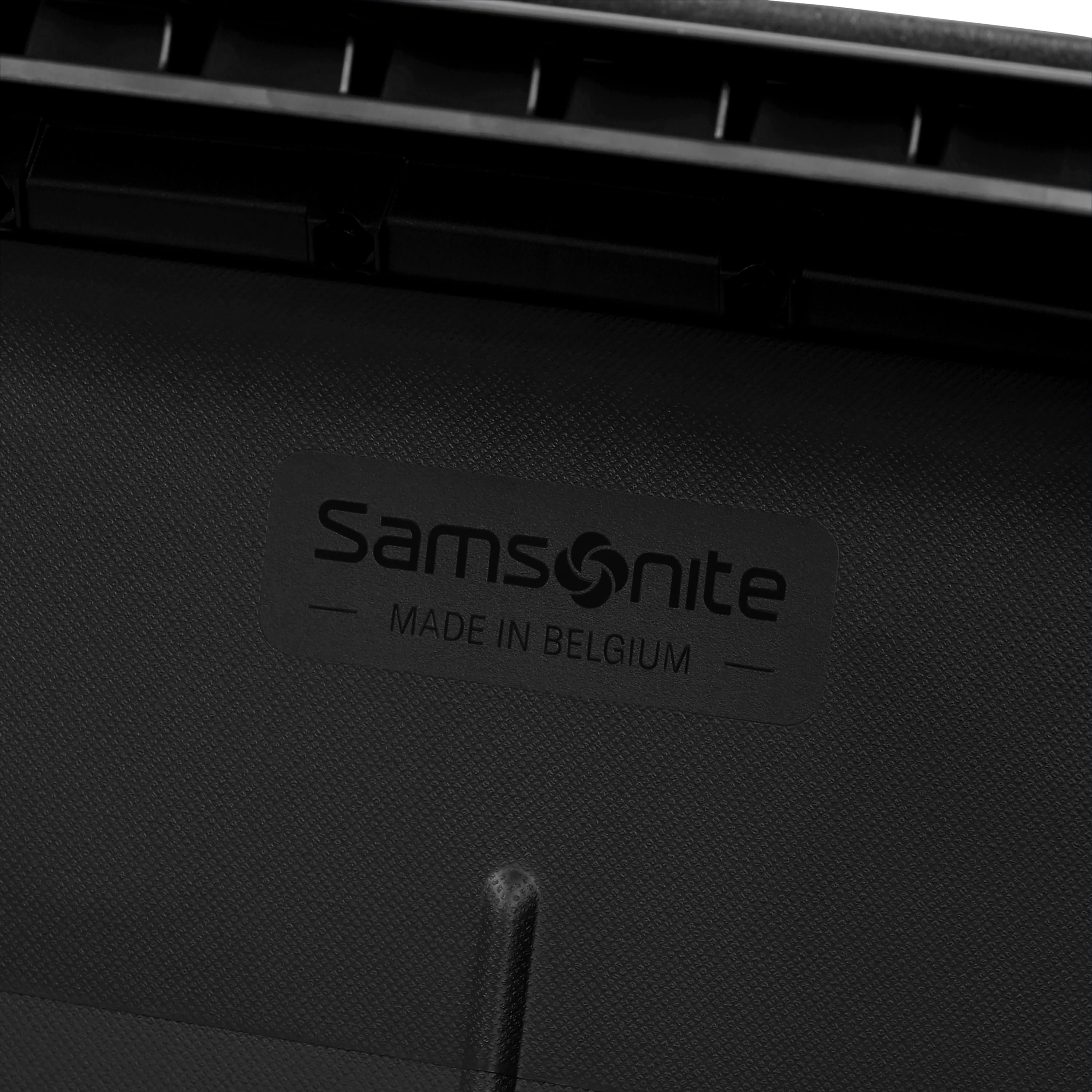 Samsonite Essens Spinner Medium Luggage - 28