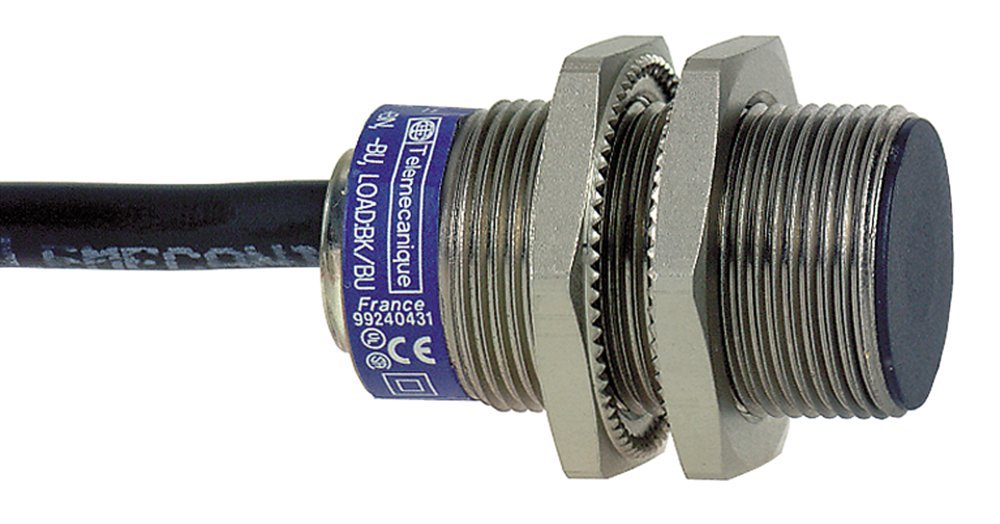 XS1N18PA349 Inductive Proximity Sensor 24VDC 200mA NPN NO - Perfect for Industrial Automation, Conveyor Systems, and Machine Safety Applications