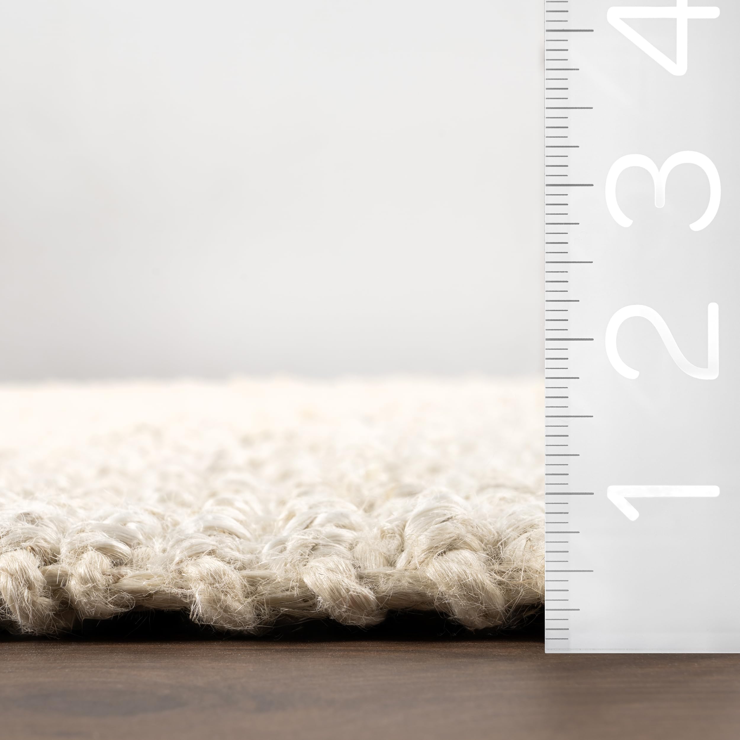 nuLOOM Daniela 6x9 Jute Tassel Hand Woven Area Rug - Off White Chunky Farmhouse Design, Natural Fiber Rug for Bedroom, Living Room, Dining Room, Office, Hallway & Entryway - Perfect for Boho, Coastal & Farmhouse Decor Styles