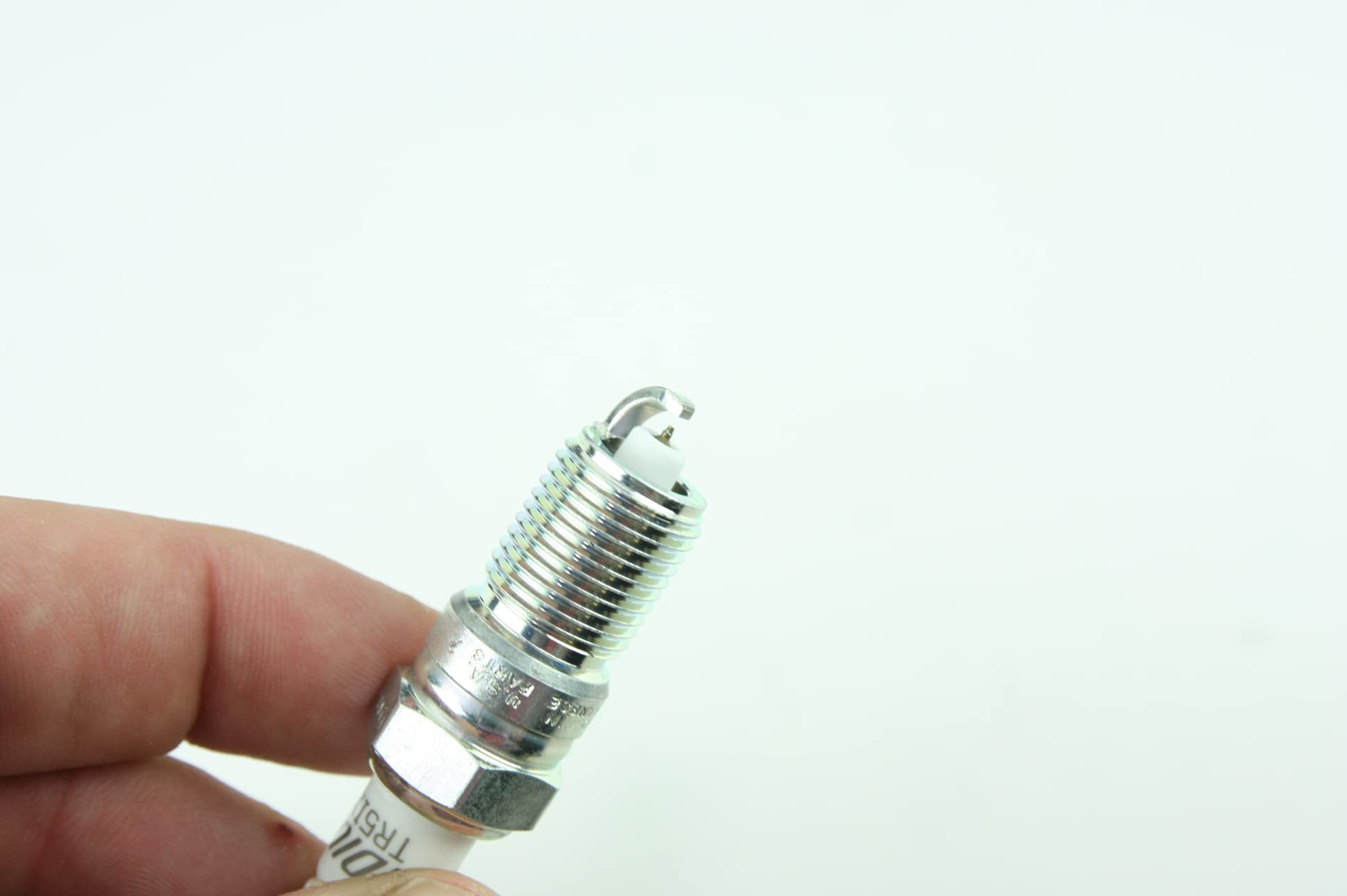 NGK TR5IX Iridium Spark Plug (7397) - 8 Pack | High Performance Spark Plugs for Cars, Trucks & Motorcycles | Improves Fuel Efficiency & Engine Power