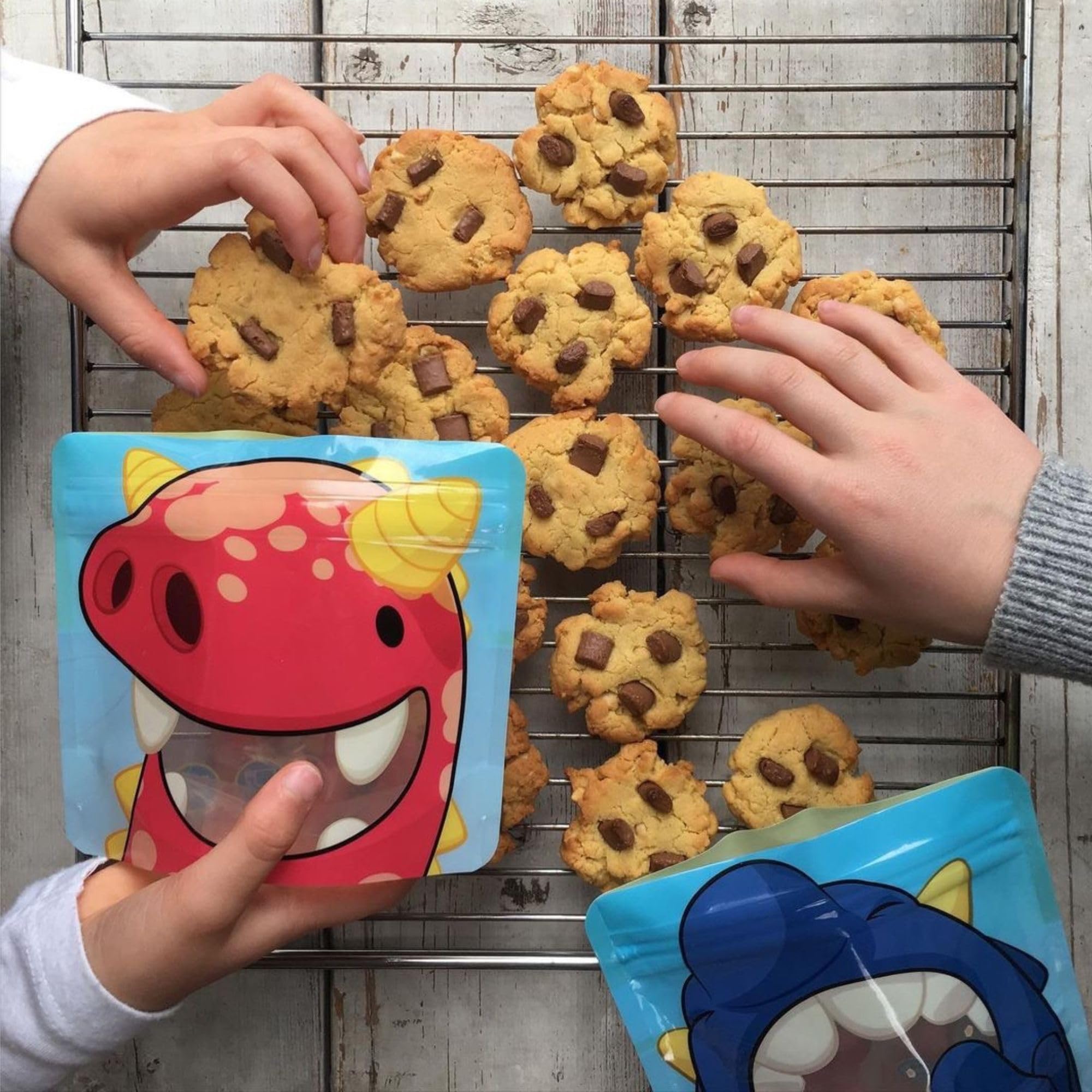 Nom Nom Kids Reusable Snack Bags Set of 10 - Eco-Friendly Cute Monster Design Food Storage Pouches for Toddler Snacks, Baby Led Weaning & School Lunches | Perfect for Picnics, Travel & On-the-Go Meals