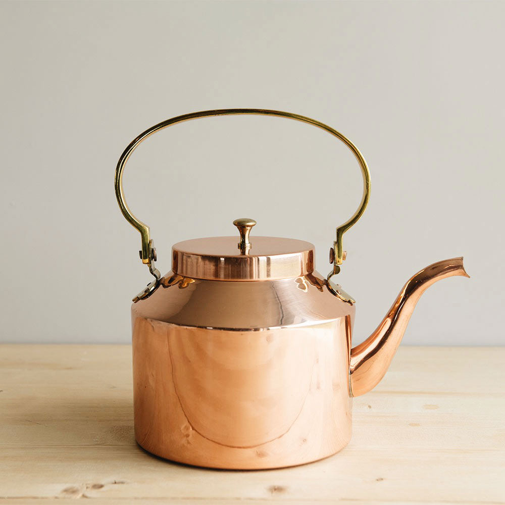 Premium Copper Tea Kettle - 1.5L Stovetop Whistling Teapot with Ergonomic Handle & Stay-Cool Spout - Perfect for Home, Office & Camping Tea Brewing