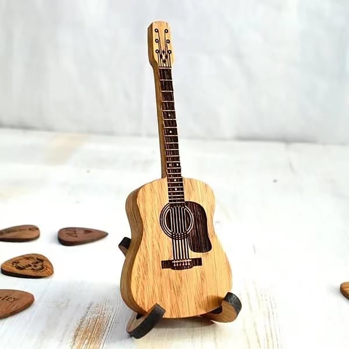 Wooden Guitar Pick Box with Stand - 3 Unique Engraved Guitar Picks, Mini Storage Case for Guitarists & Musicians, Acoustic/Electric Bass/Ukulele Plectrum Holder - Perfect Gift for Music Lovers & Home Studio Organization