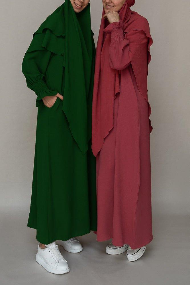 Elegant Maroon Non-Wrinkle Maxi Dress with Pockets - Perfect for Summer Vacations, Beach Weddings & Casual Outings