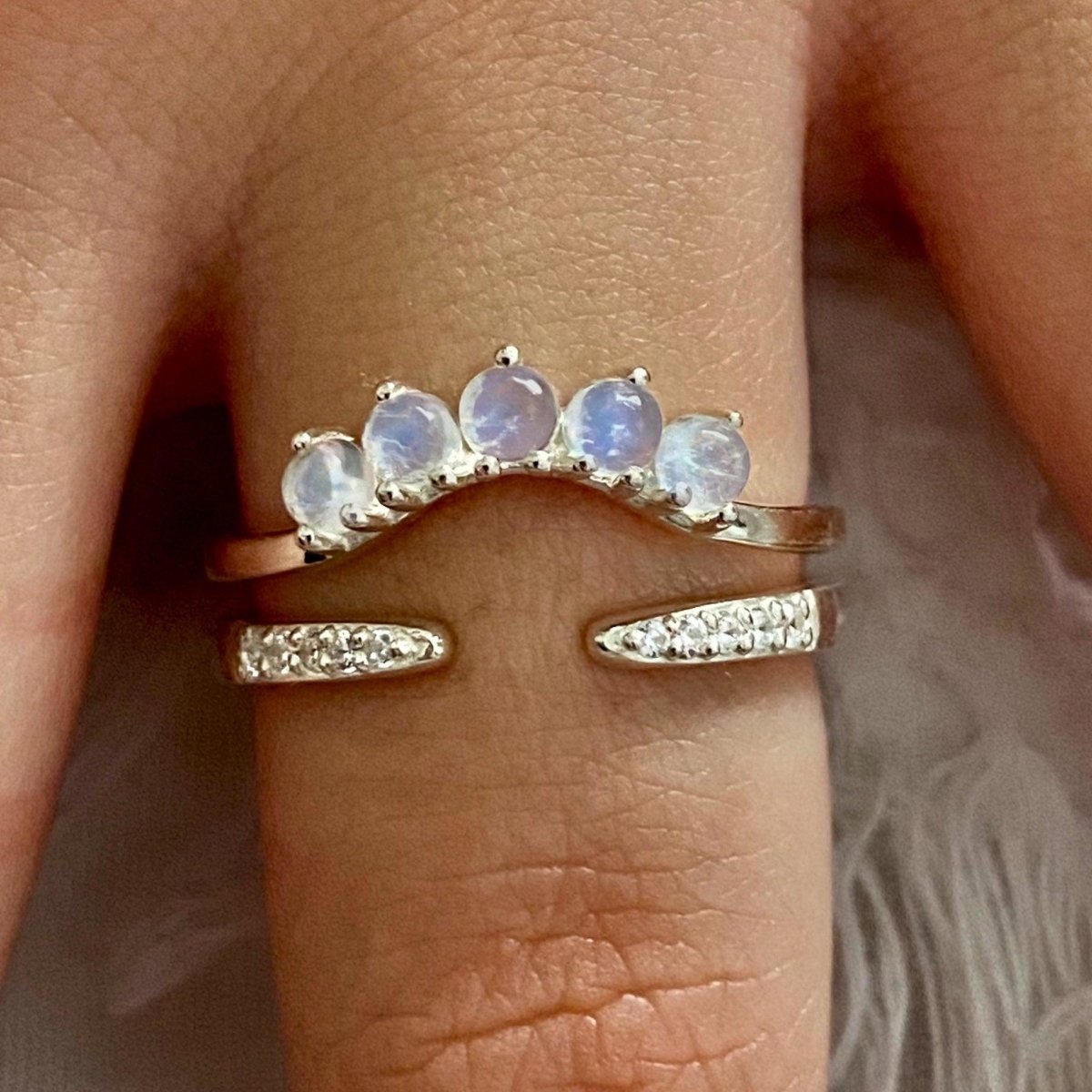 Laihas Luxury White Topaz Eternity Ring - 925 Sterling Silver Wedding Band for Women, Perfect for Anniversary, Engagement & Everyday Elegance