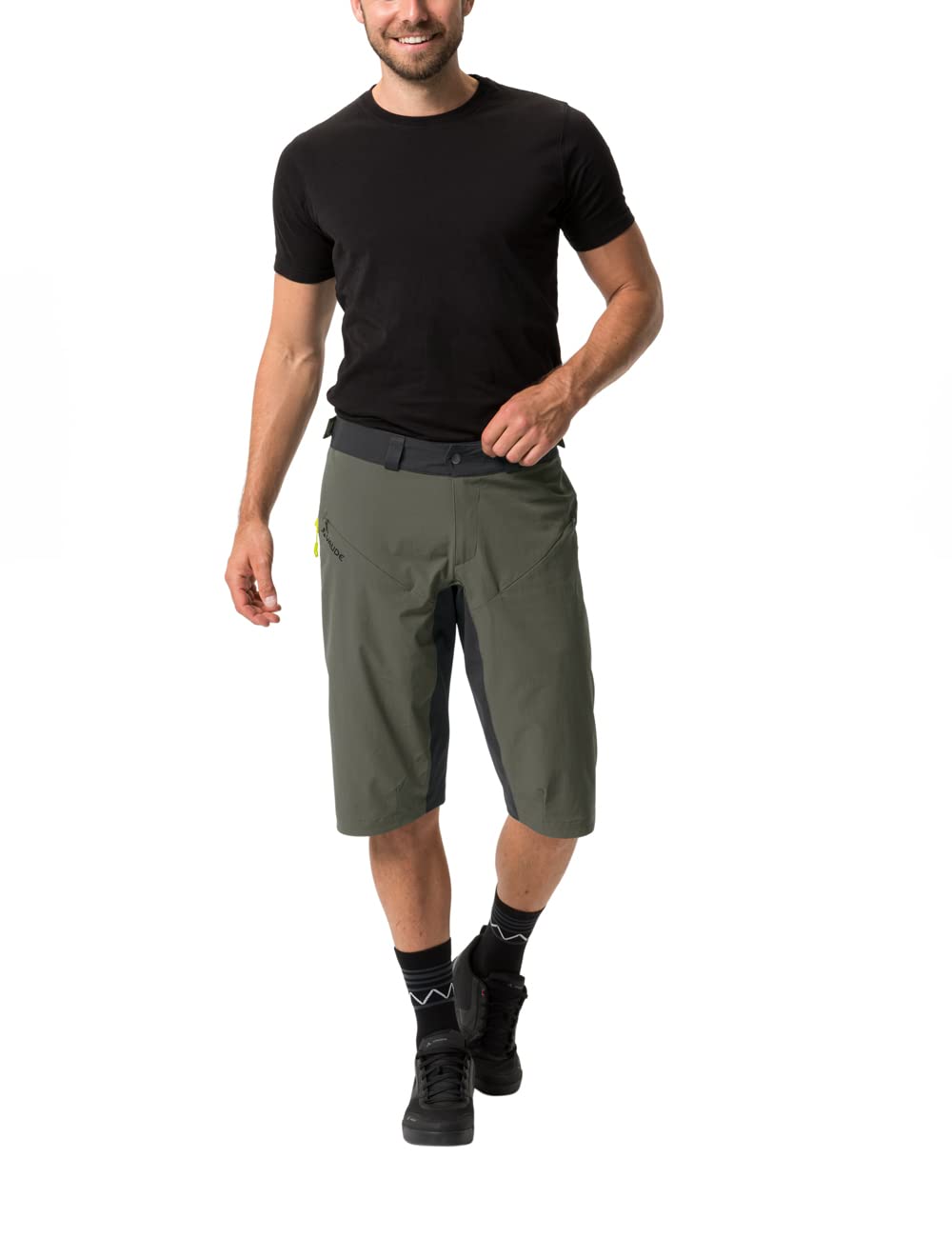 VAUDE Men's Moab Hiking Shorts - Lightweight Quick-Dry Outdoor Adventure Shorts for Men - Perfect for Hiking, Camping & Travel
