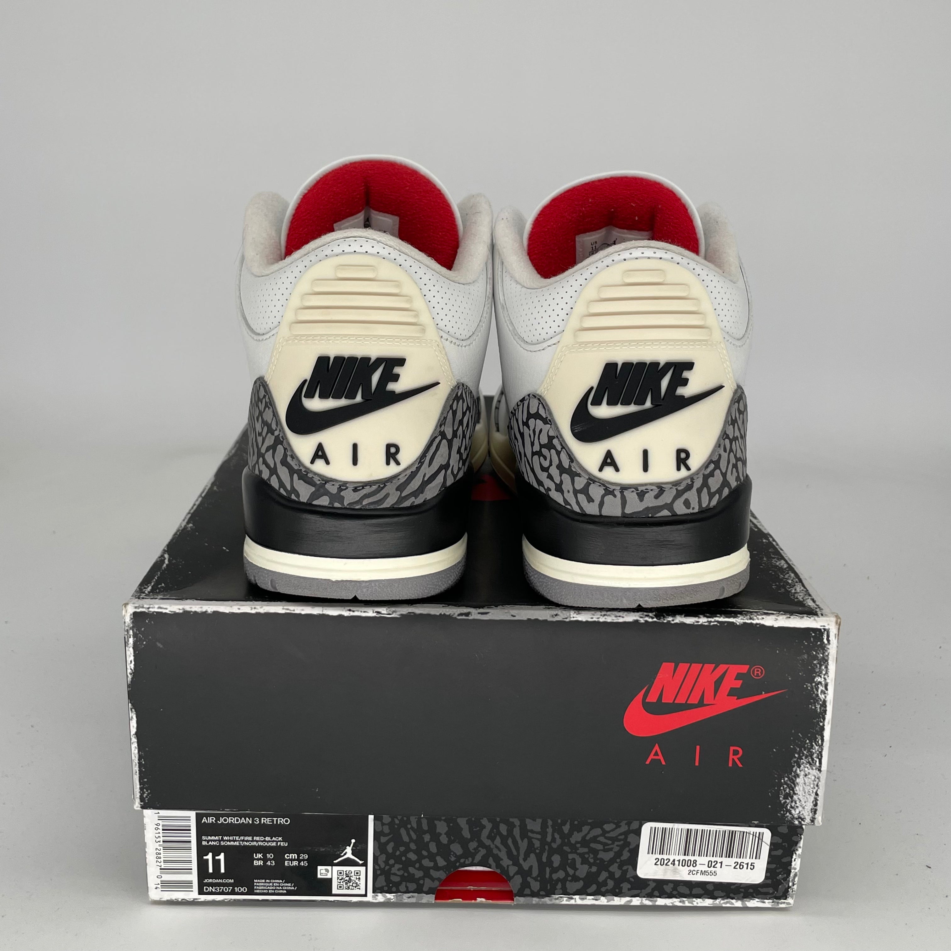 **Air Jordan 3 White Cement Reimagined - Men's Size 11 (DN3707-100) - Authentic Retro Sneakers for Basketball & Streetwear**    **使用场景:** Perfect for basketball games, casual streetwear, sneaker collections, and retro fashion styling.