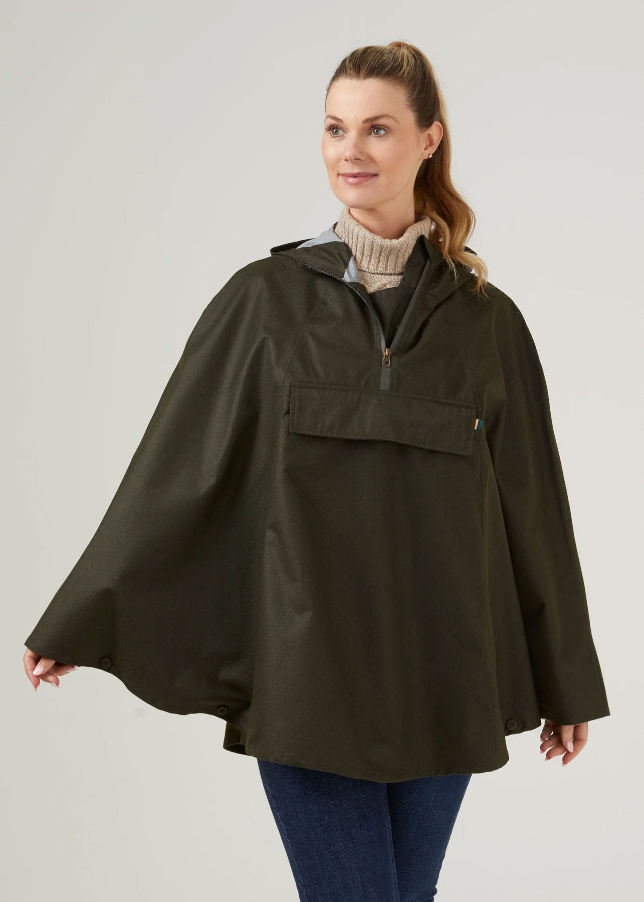 Alan Paine Fernley Ladies Waterproof Cape - Lightweight Raincoat for Women, Windproof & Breathable Outdoor Jacket - Perfect for Hiking, Travel & Commuting