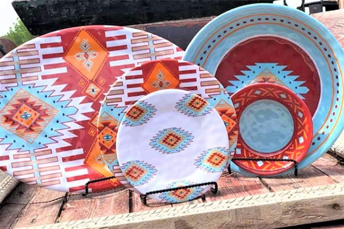 Southwestern Melamine Dinnerware Set - 14-Piece Colorful Dish Set for Outdoor Dining, Picnics & Camping - Durable & Lightweight Plates, Bowls & Mugs