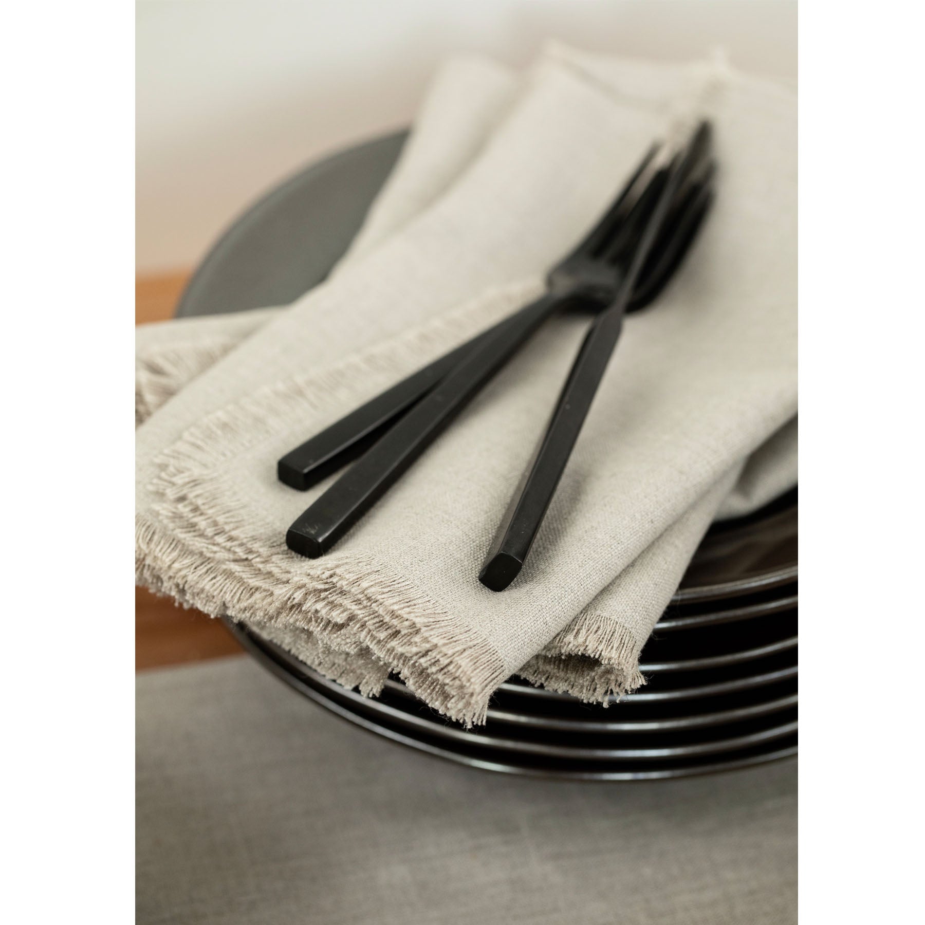 Elegant Fringe Napkins Set of 4 - Premium Cotton Decorative Table Linens for Dinner Parties, Weddings & Home Decor