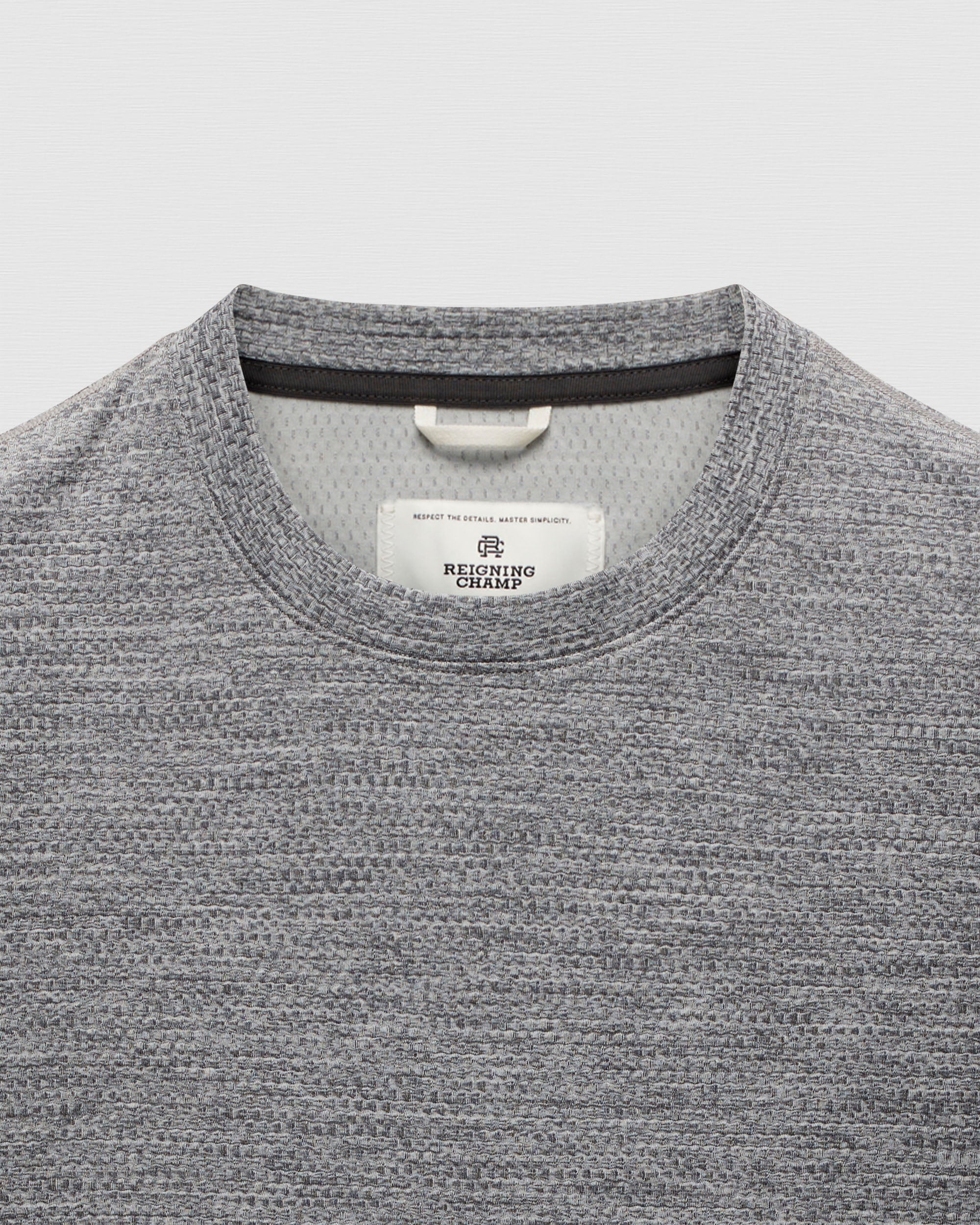Breathable Men's Knit Solotex Mesh T-Shirt - Lightweight Summer Casual Tee for Outdoor Activities & Gym Workouts
