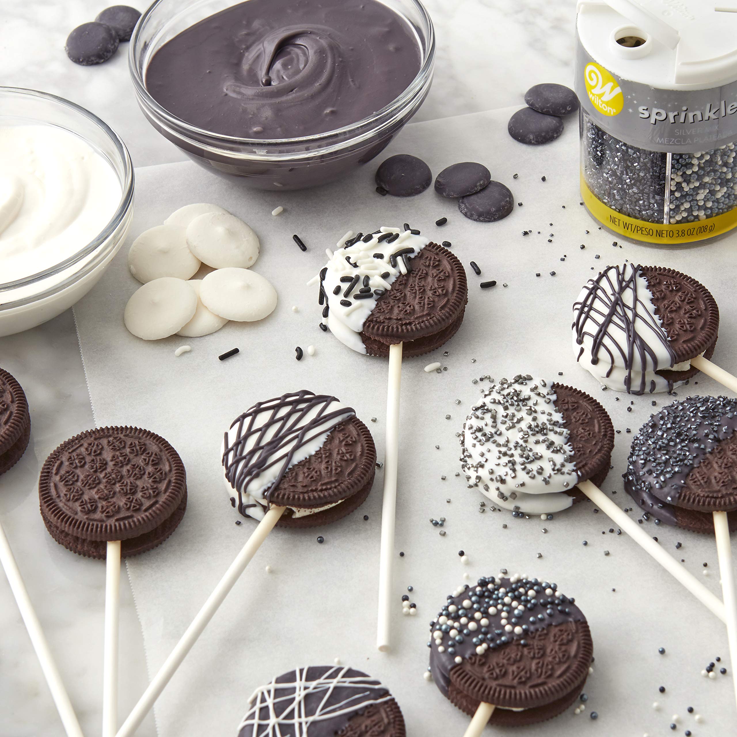 Wilton 10 oz. Black Candy Melts® - 6 Pack Bulk Candy for Baking, Cake Decorating & Chocolate Dipping - Perfect for Halloween, Christmas & Party Treats