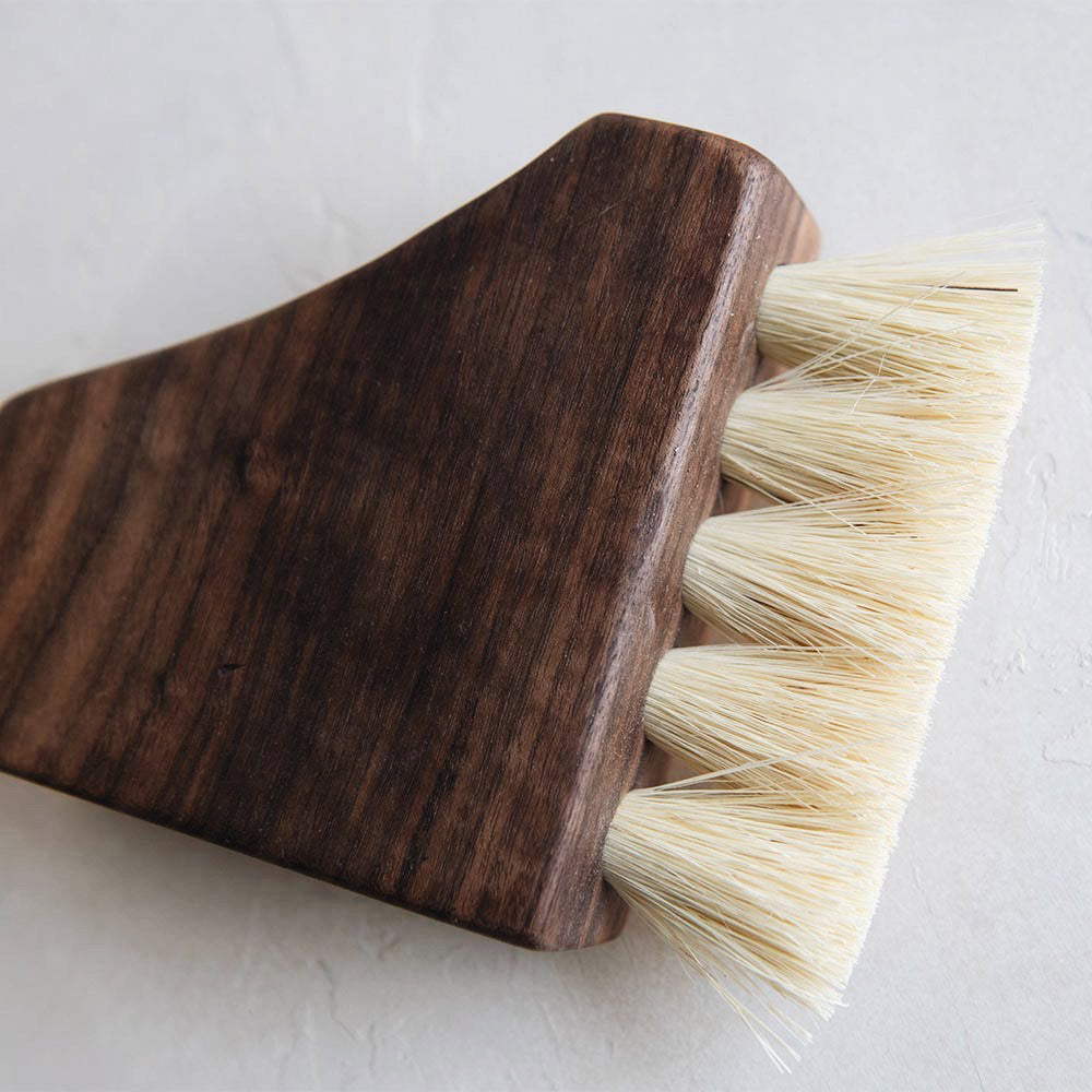 MT0965 Large Wooden Counter Brush - Heavy Duty Kitchen Cleaning Tool for Countertops, Tables & Floors - Natural Wood Handle & Durable Bristles for Home & Restaurant Use
