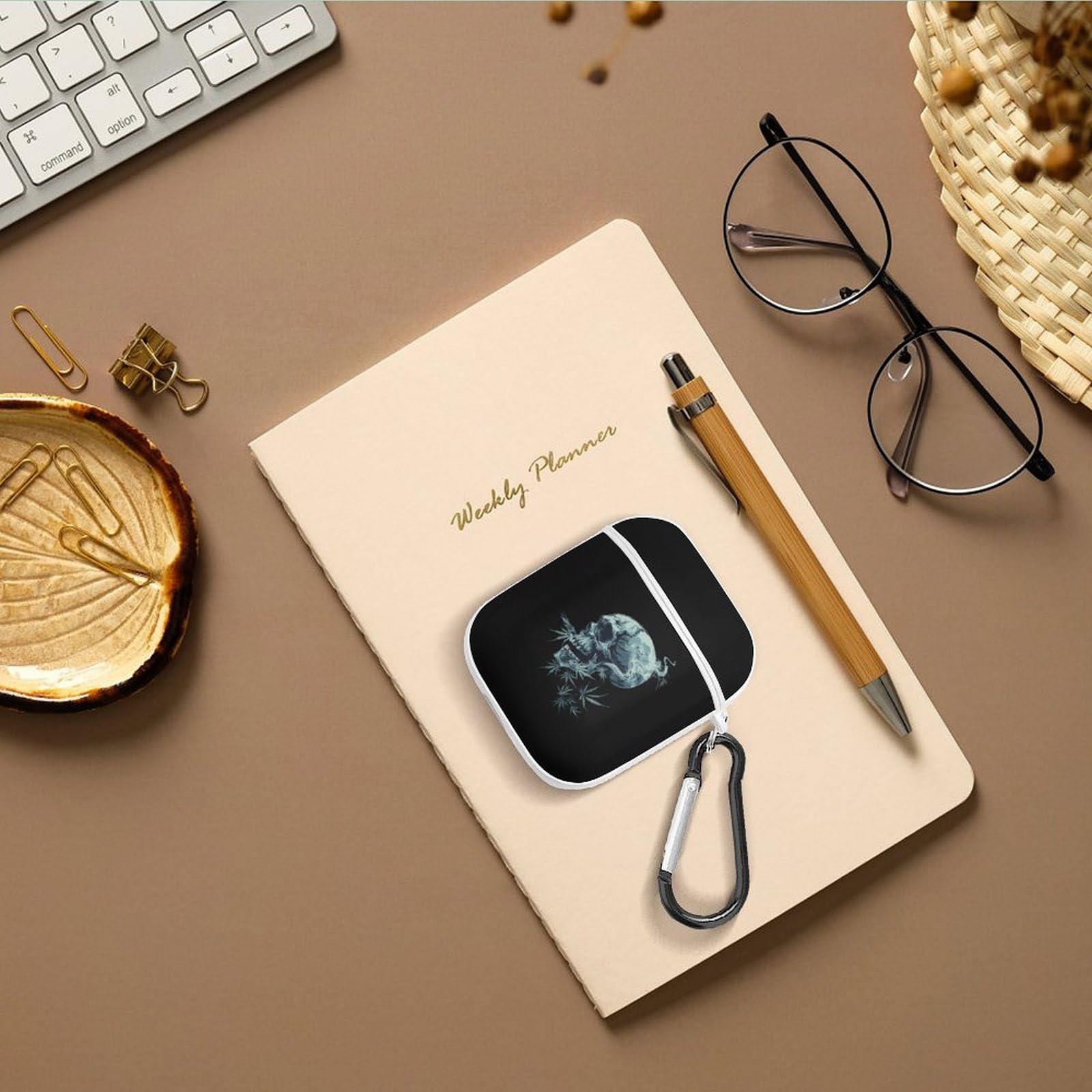 Skull Weed Smoking Bluetooth Headphone Case - Protective Cover for AirPods 1 & 2 - Portable Earphone Storage for Travel, Gym & Outdoor Activities
