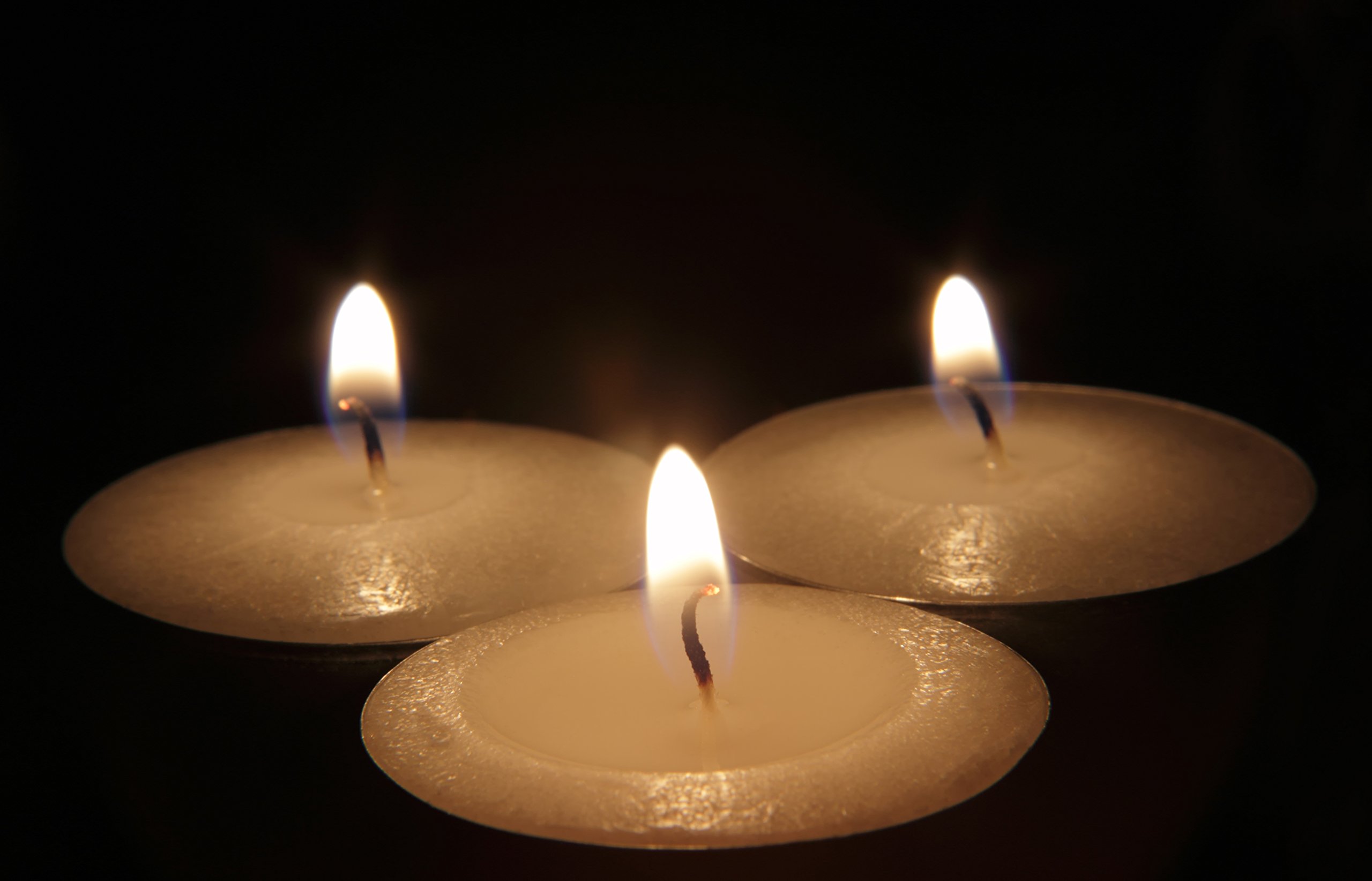 OHR CANDLES 200-Pack Bulk Unscented White Tealight Candles - 4 Hour Burn Time for Weddings, Parties, Home Decor & Relaxation