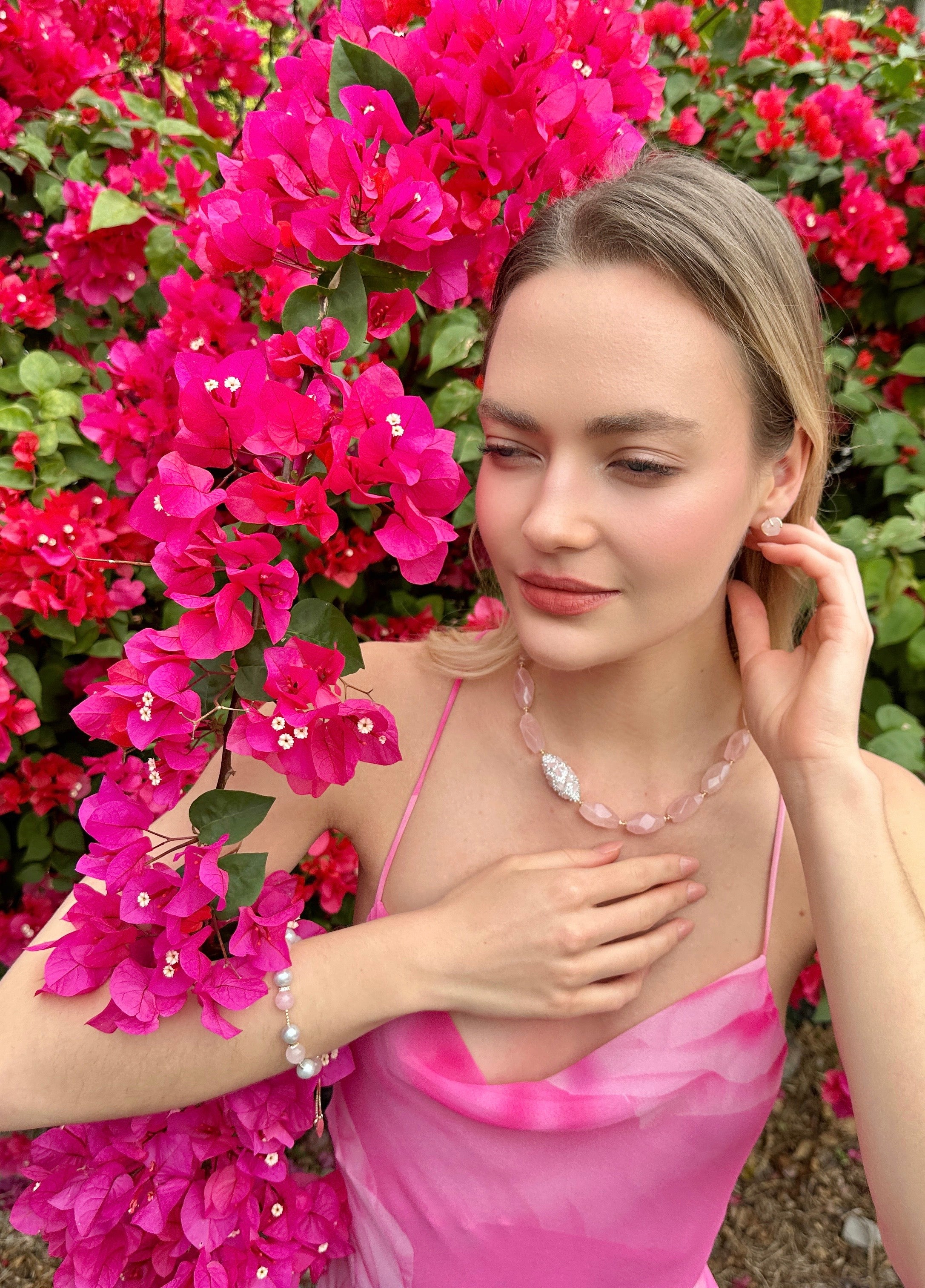 Rose Quartz Elegance Necklace - Healing Crystal Jewelry for Women, 925 Sterling Silver Pendant, Gift for Her - Perfect for Meditation, Yoga & Spiritual Healing