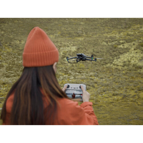 DJI Mavic 3 Classic Drone with DJI RC Remote Controller - 4K Camera, 46 Min Flight Time, Omnidirectional Obstacle Sensing - Perfect for Aerial Photography, Travel Vlogging & Outdoor Adventures