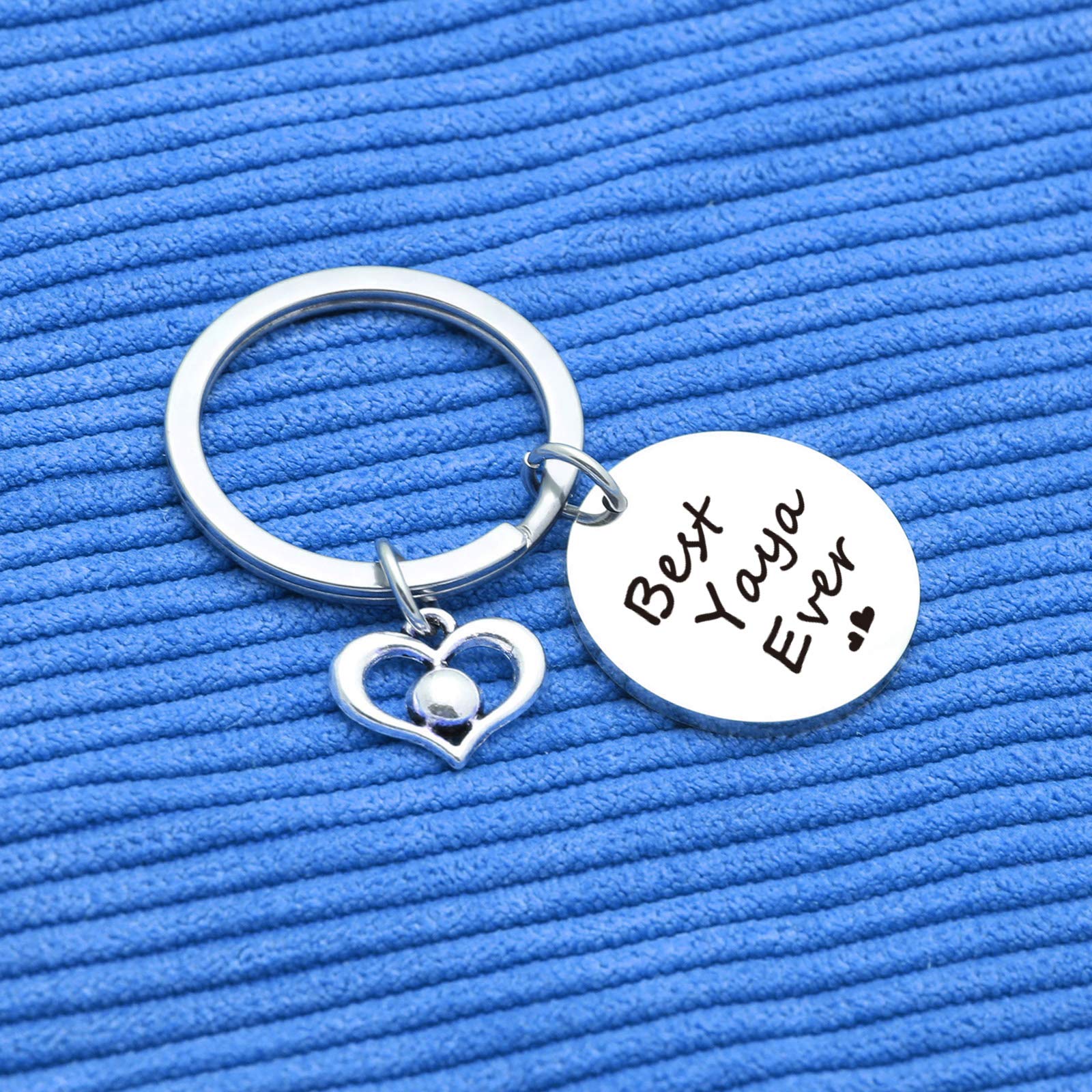 V.nisy Personalized Mother's Day Keychain - Best Yaya Ever, Grammy & Grandma Jewelry Gift for Mom, MIL & Grandmother - Perfect for Birthdays, Anniversaries & Special Occasions