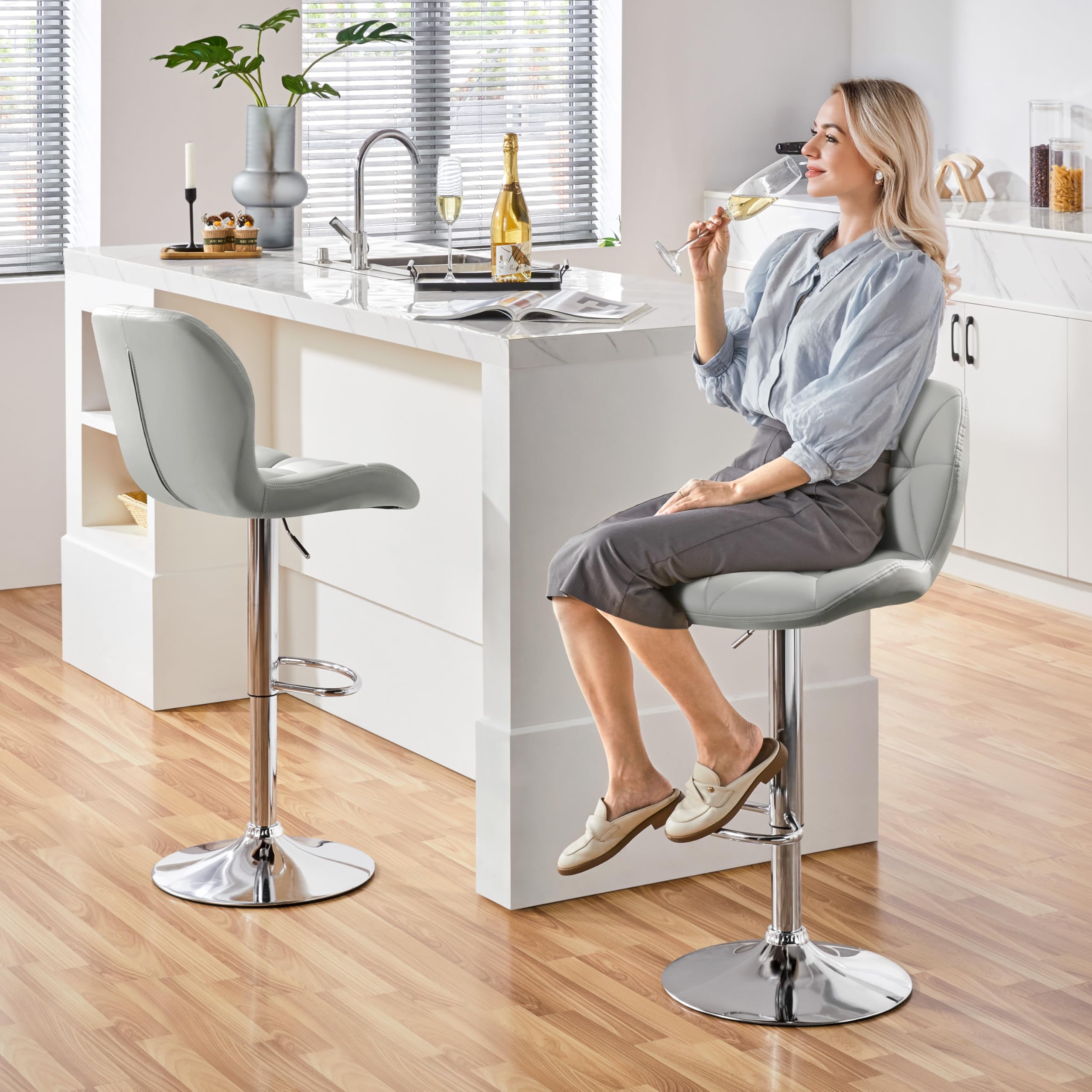 Yaheetech Set of 2 Adjustable Height Swivel Bar Stools with PU Leather Upholstery & Backrest - Light Grey Modern Kitchen Counter Stools for Dining, Breakfast Nook & Home Bar Decor