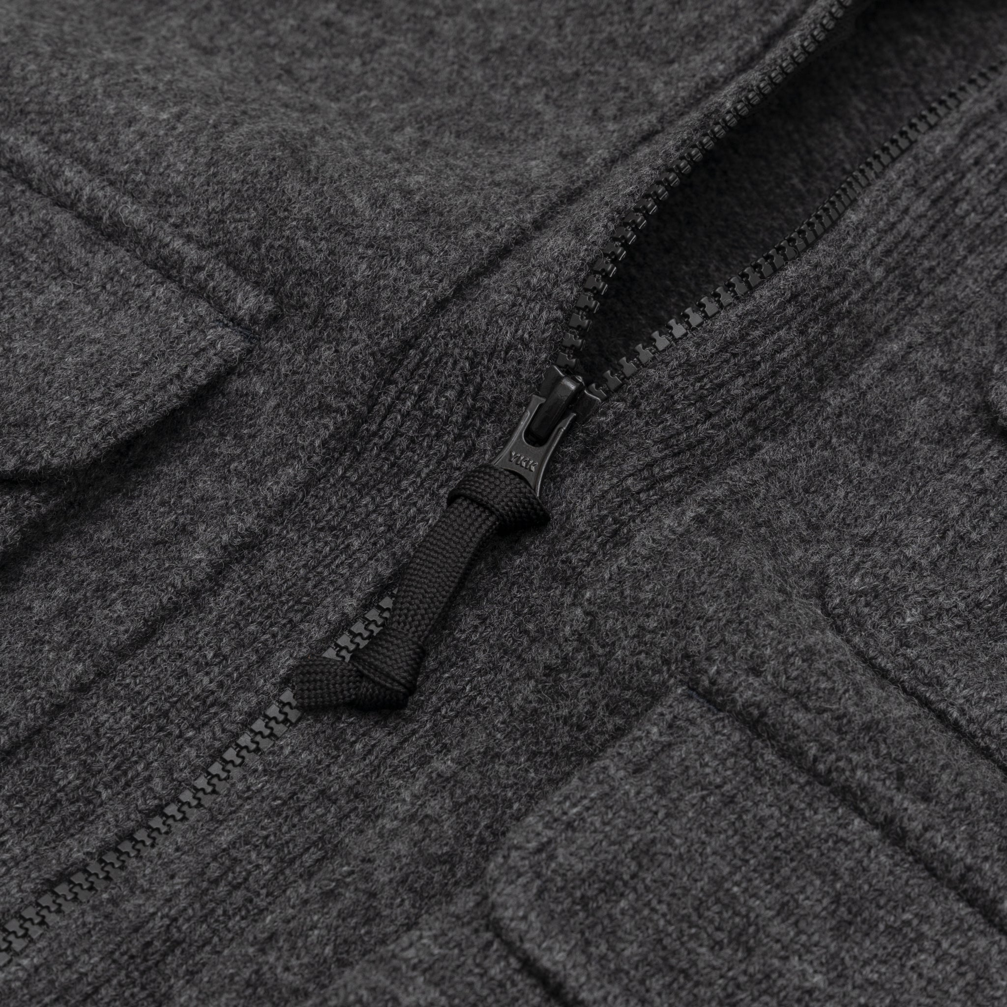Men's Knit Sweater Vest - Lightweight & Stylish for Layering - Perfect for Office, Casual Wear & Outdoor Activities