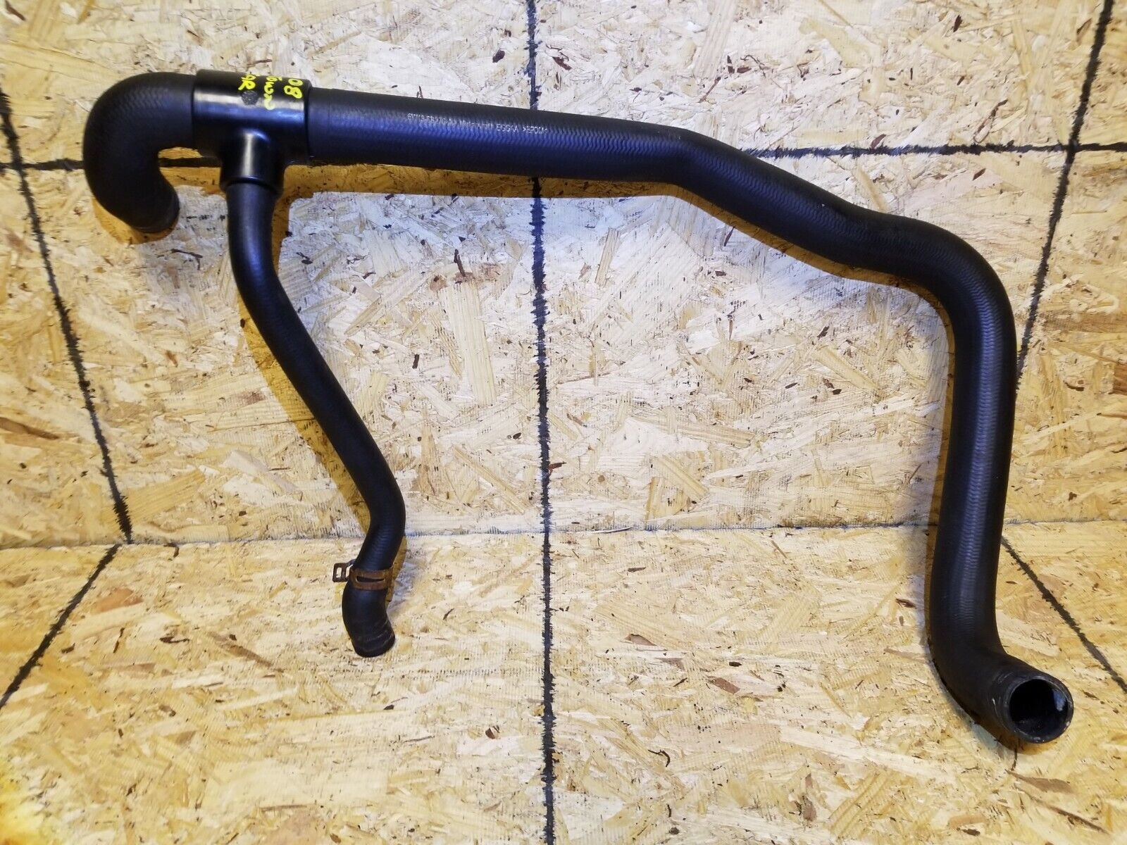 2006-2011 Lincoln Town Car Radiator Hose Pipe Line - OEM Replacement Part 65k - Perfect for Cooling System Repair & Maintenance
