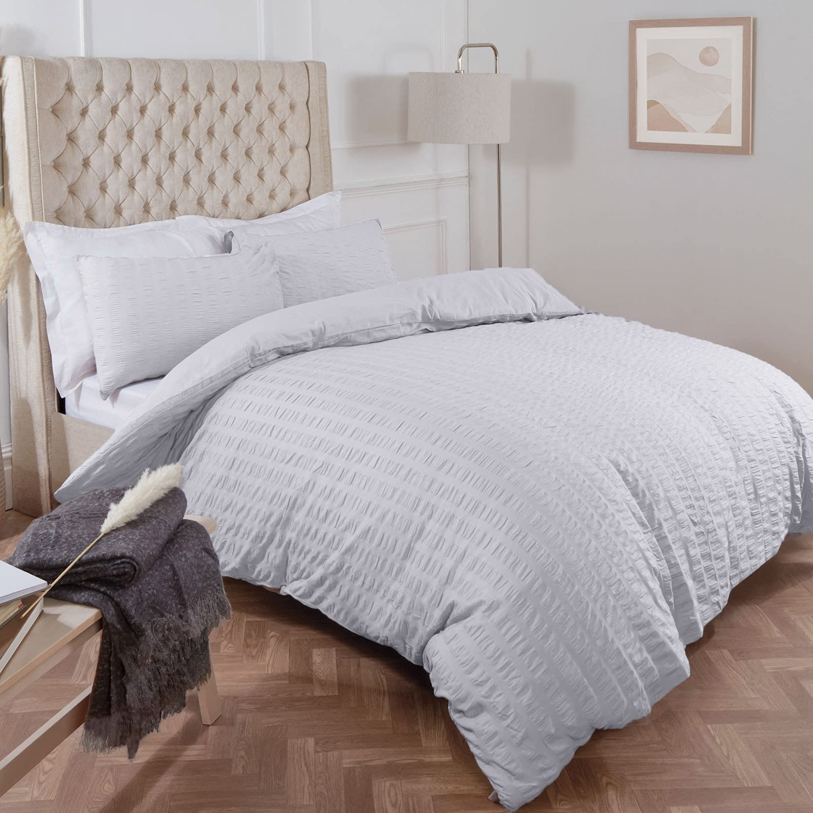 Highams Seersucker Double Bed Duvet Cover Set with Pillowcases - Luxury White Bedding for Master Bedroom & Guest Room - Breathable Summer Bedding Set for Hot Sleepers