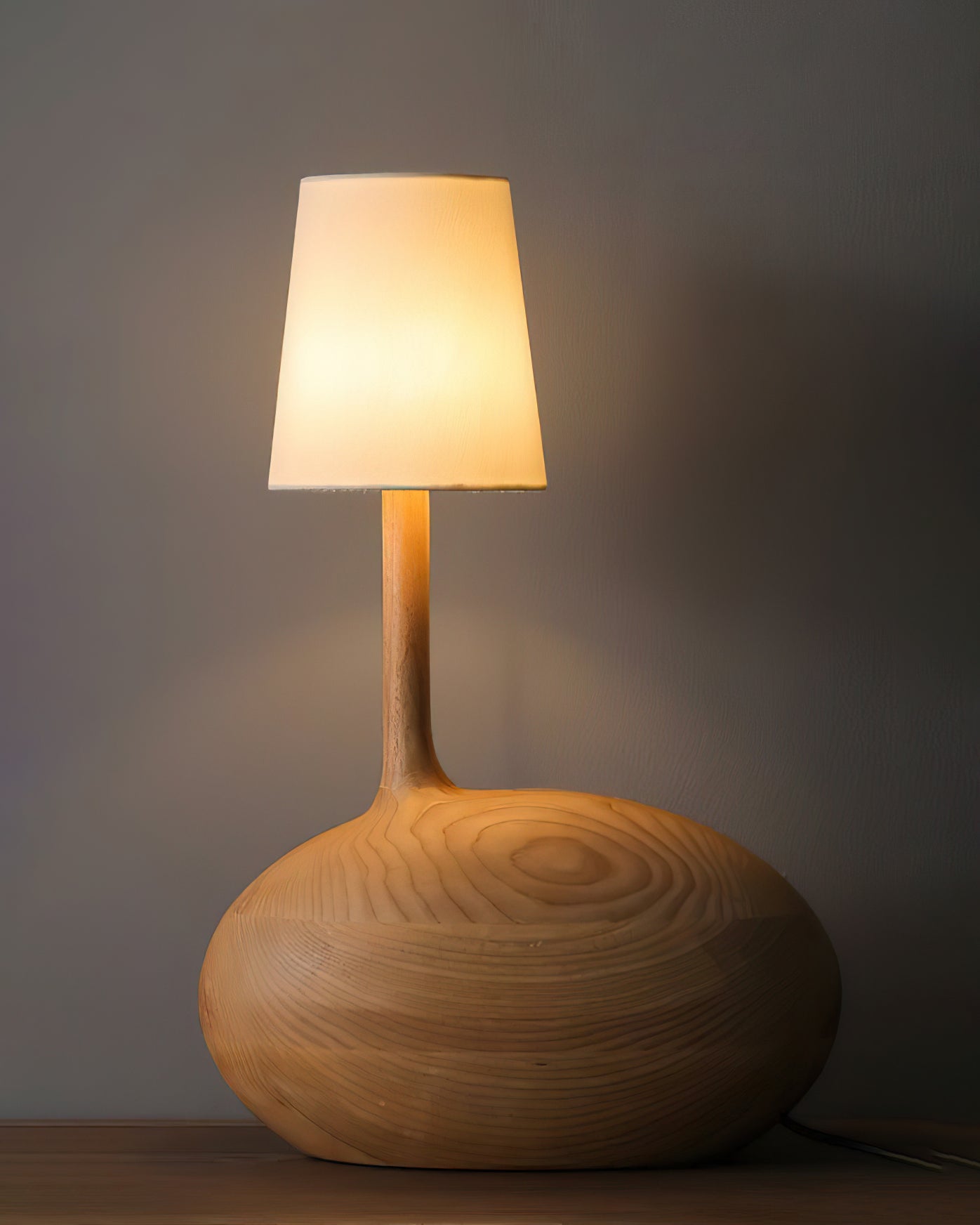 Snail-Shaped LED Night Light - Cute & Dimmable Desk Lamp for Kids Room, Nursery, Bedroom - Perfect for Reading, Decor, and Relaxation