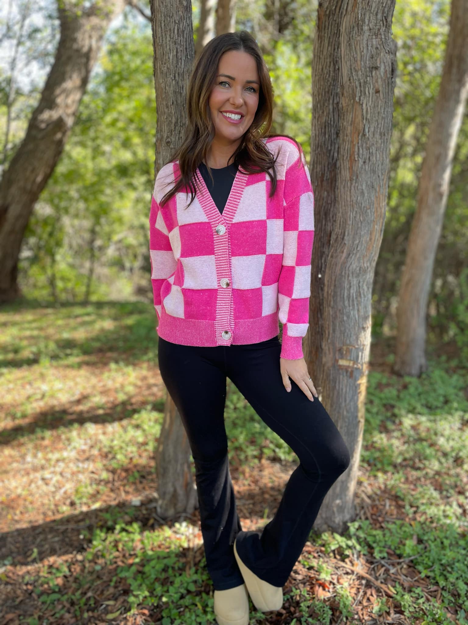 PREORDER: Stylish Checkered Cardigan for Women - 3 Color Options | Cozy Fall & Winter Fashion | Perfect for Casual Outfits, Office Wear & Date Nights