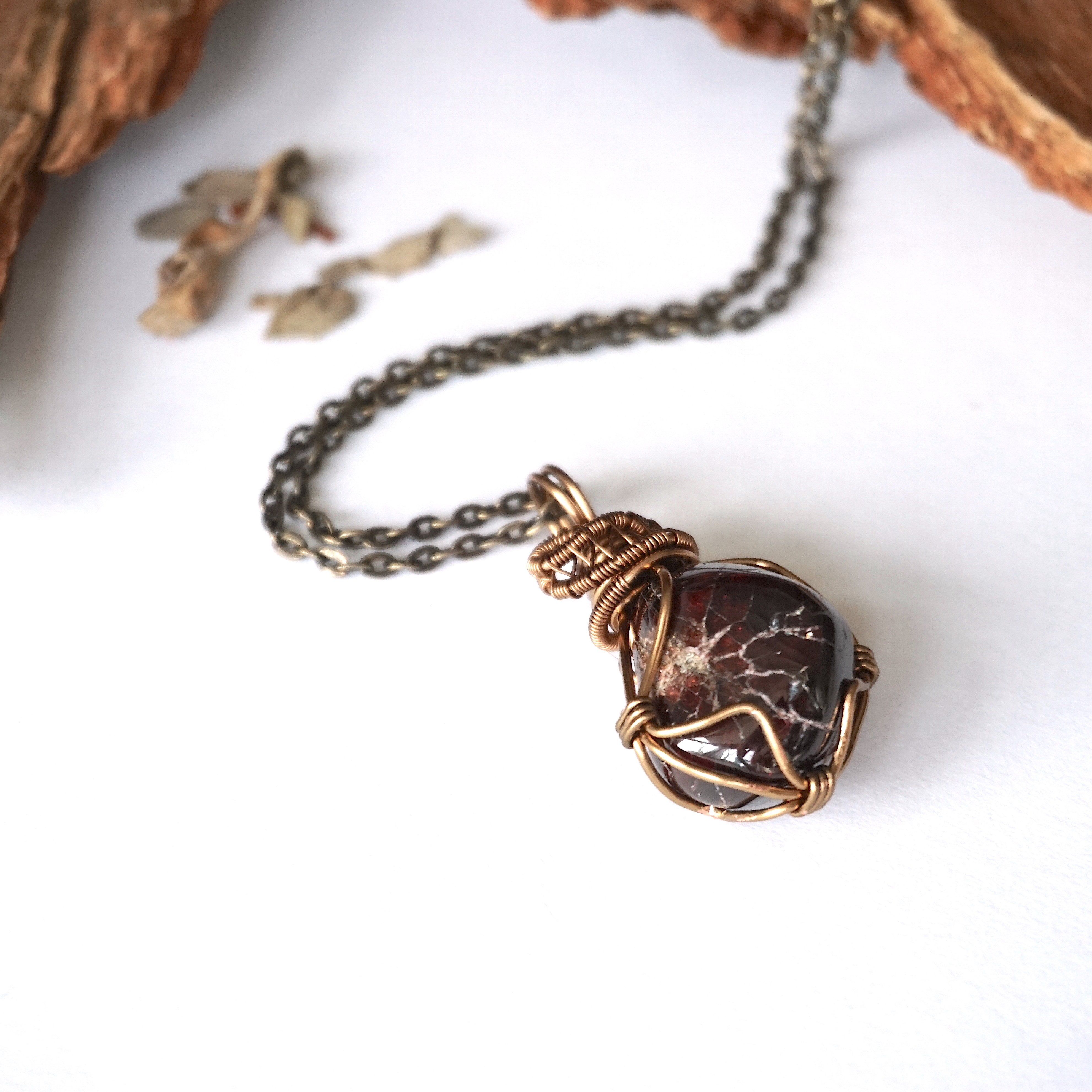 Raw Garnet Pendant Necklace in Antique Bronze - Natural Gemstone Jewelry for Women, Boho Chic Accessory for Everyday Wear & Special Occasions