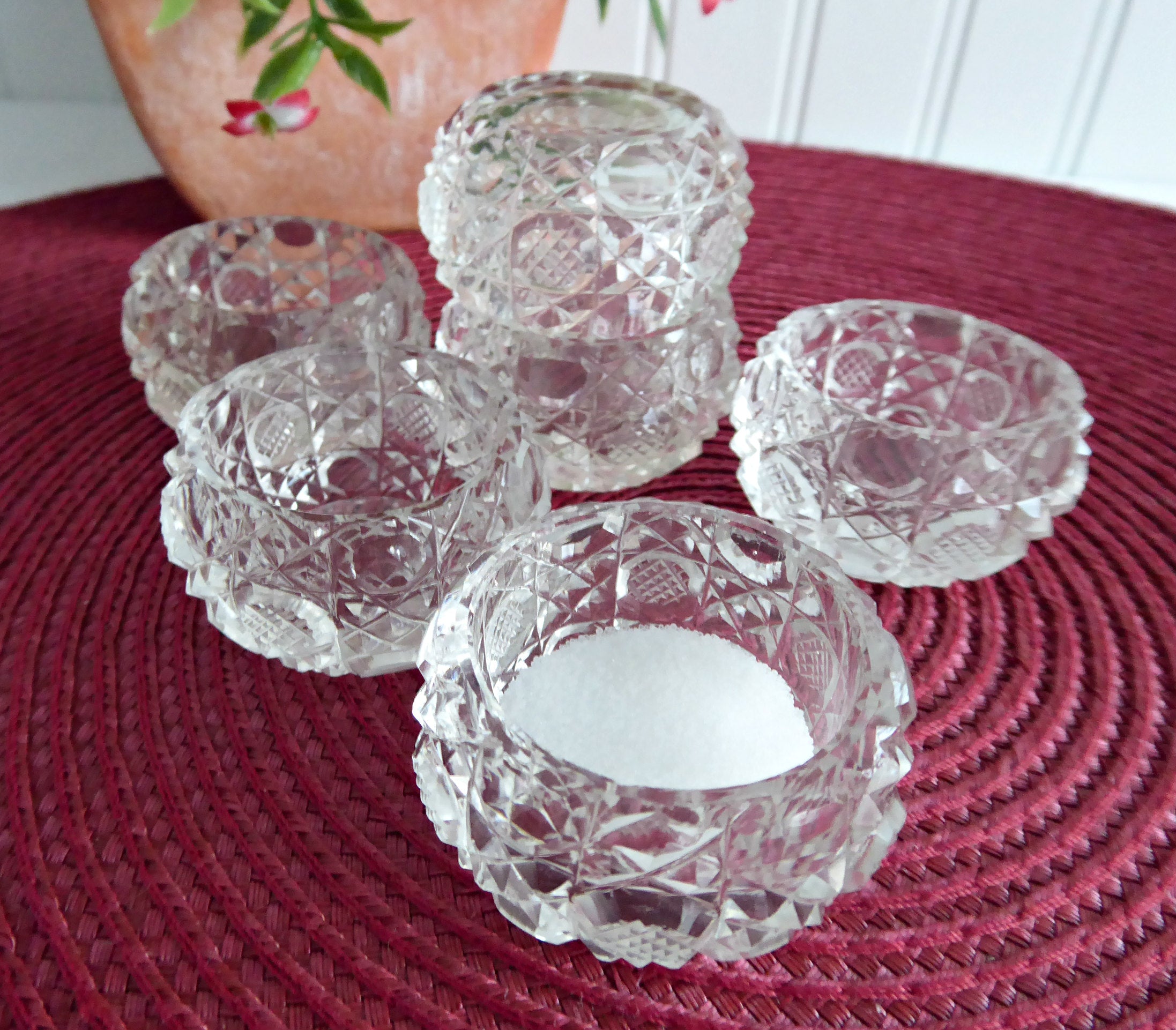 6-Piece Edwardian Open Salt Cellars Set - Faceted Crystal Salt Dishes with Waffle Button Diamond Design for Elegant Dining & Table Decor