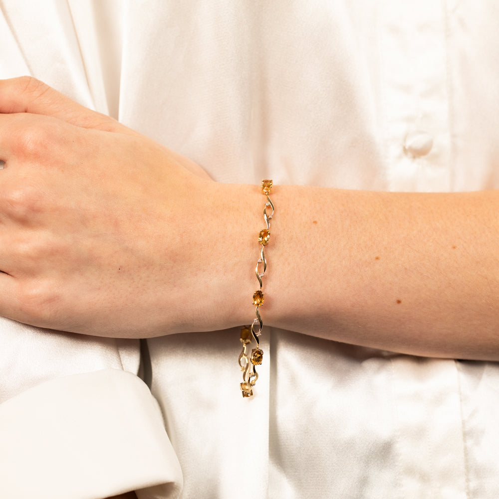 8 Carat Citrine & 0.10Ct Diamond 9K Yellow Gold Bracelet for Women - Elegant Jewelry Gift for Birthday, Anniversary & Special Occasions