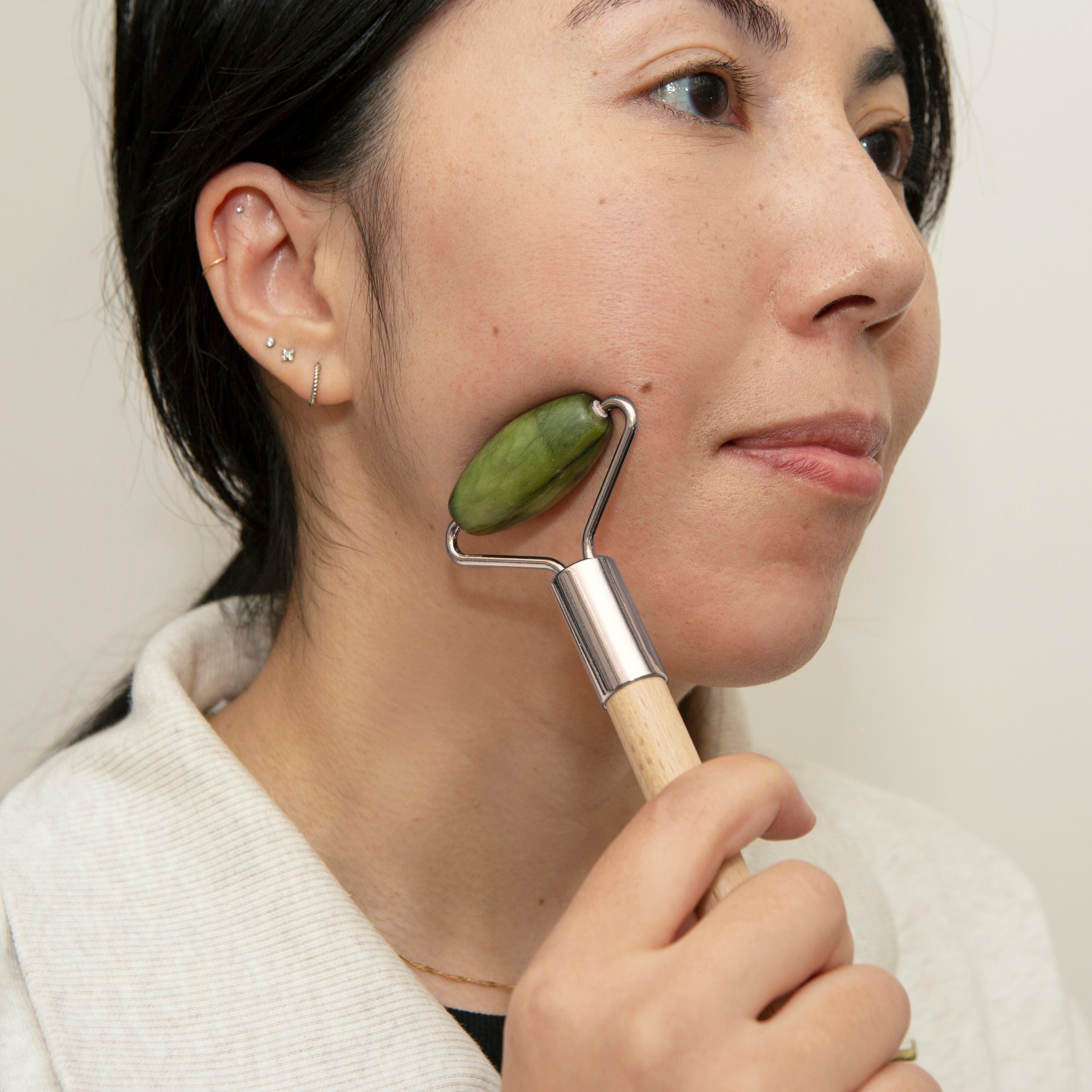 Jade Roller with Pen - Natural Jade Facial Massage Tool for Skin Tightening & Relaxation - Perfect for Skincare Routine & Stress Relief
