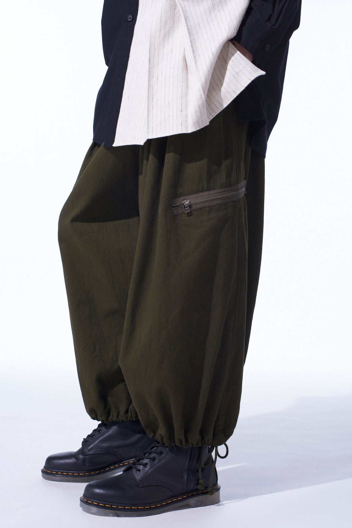 Breathable Cotton Drill Zipper Pocket Balloon Pants for Women & Men - Comfortable Loose Fit Casual Trousers for Yoga, Travel, and Everyday Wear