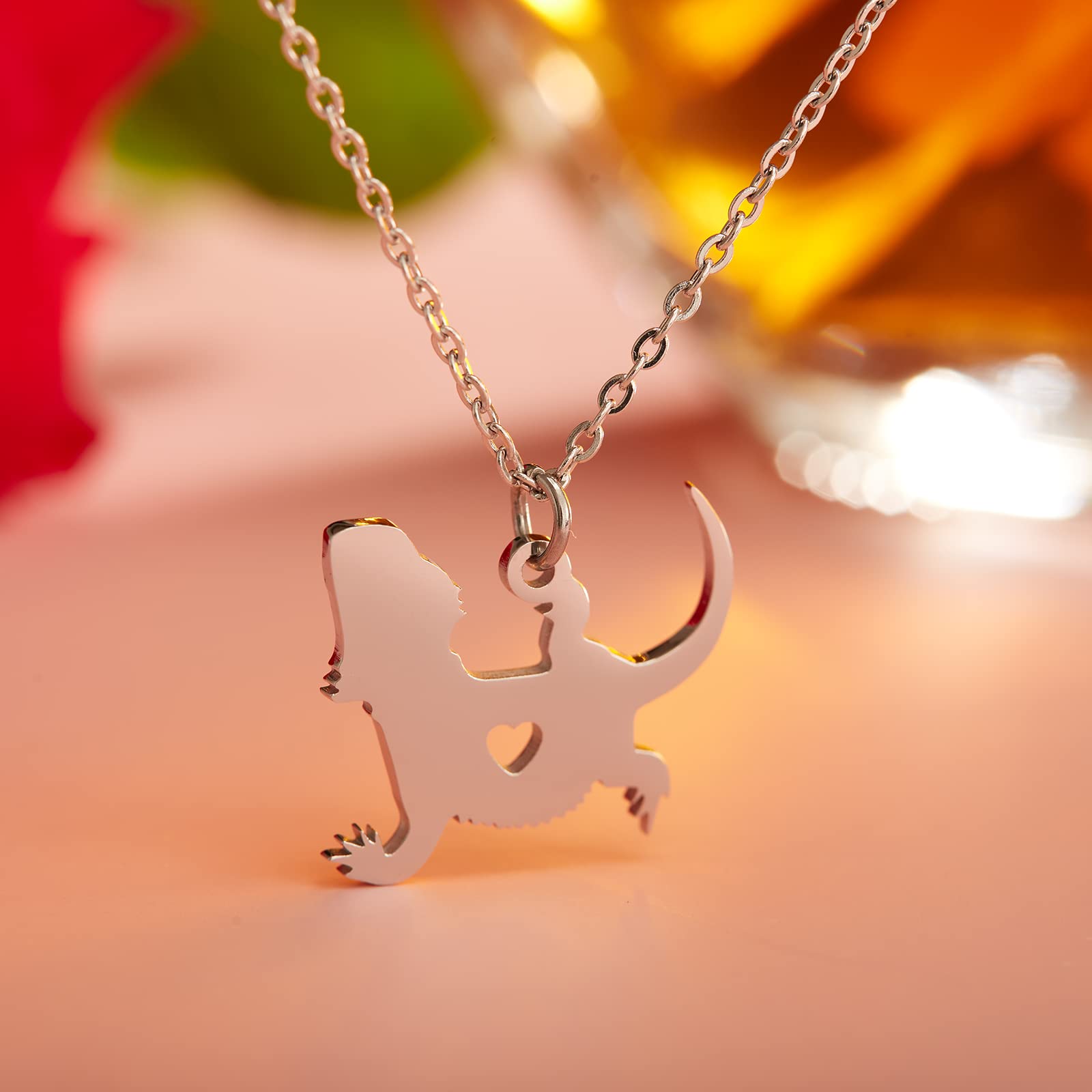 VIMIEW Dainty Animal Charm Necklace - Stainless Steel Pet Lizard Whale Horse Cat Guinea Pig Pendant Jewelry Gift for Women Girls Daughter Sister Best Friend | Birthday Present, Valentine's Day Gift, Friendship Jewelry