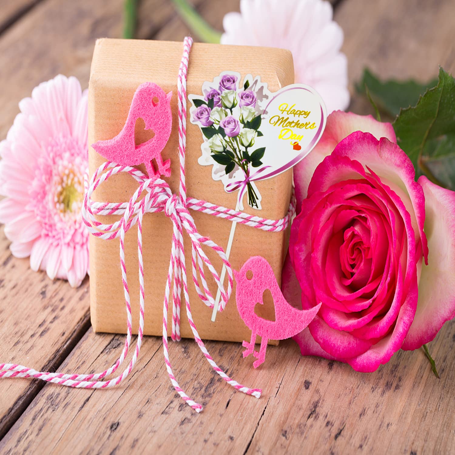 15 Pcs Happy Mother's Day Cake Toppers - Heart & Flower Cupcake Toppers, Heart Shaped Cake Picks for Birthday, Mother's Day Party Decorations - Perfect for Wedding, Baby Shower & Anniversary Cakes