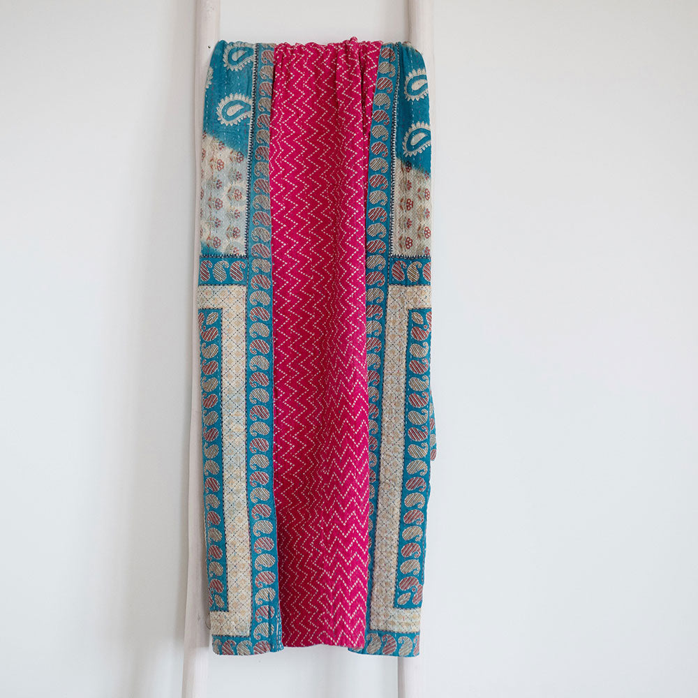 Unique Handmade Kantha Quilt KT7117 - Traditional Indian Patchwork Bedspread for Cozy Home Decor & Bohemian Style Bedding