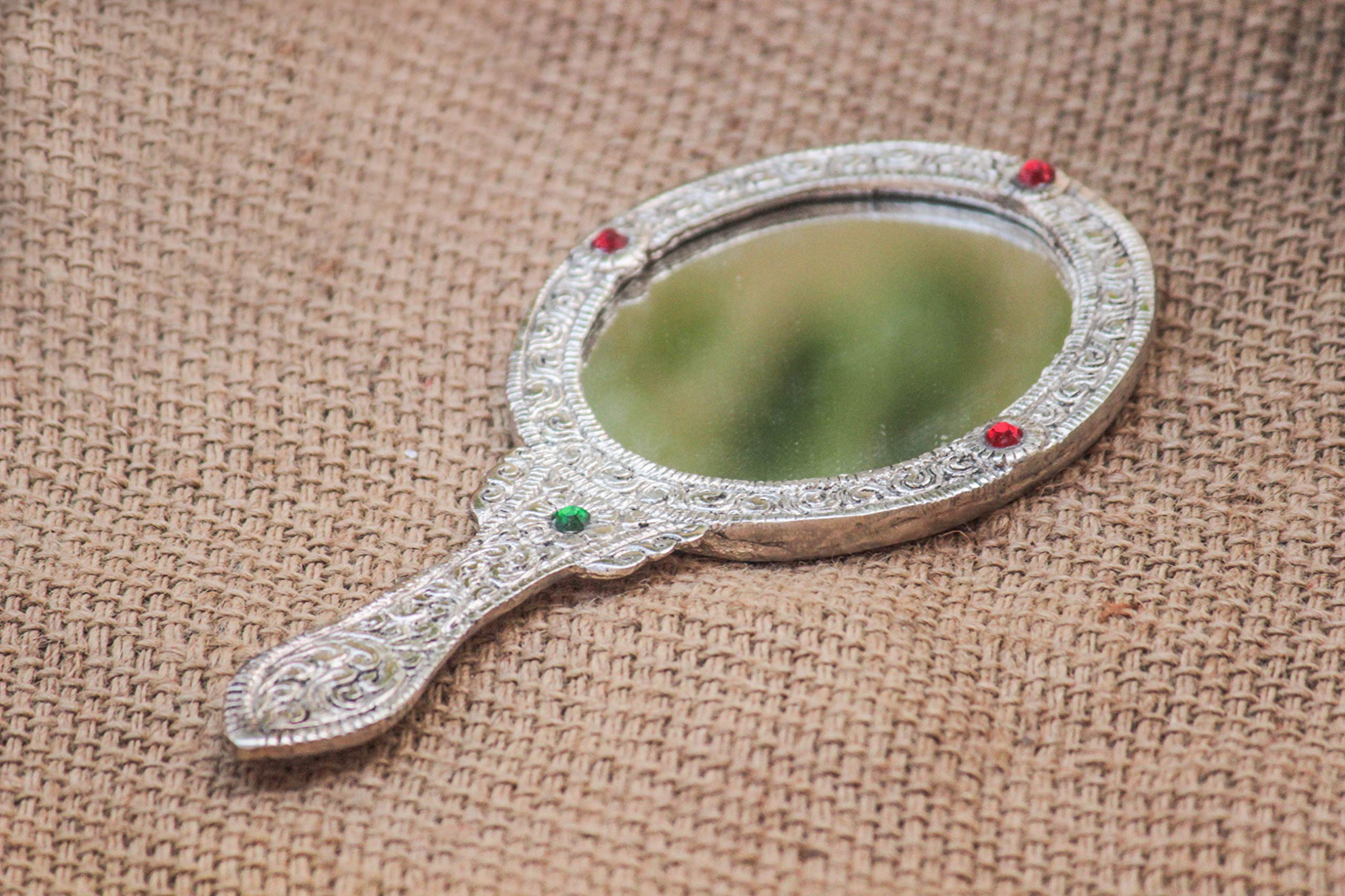 Vintage Silver Metal Handheld Mirror with Handle - 10X18 cm Compact Travel Mirror for Personal Makeup, Vanity & Skin Care - Perfect for Home, Travel & Beauty Salon Use