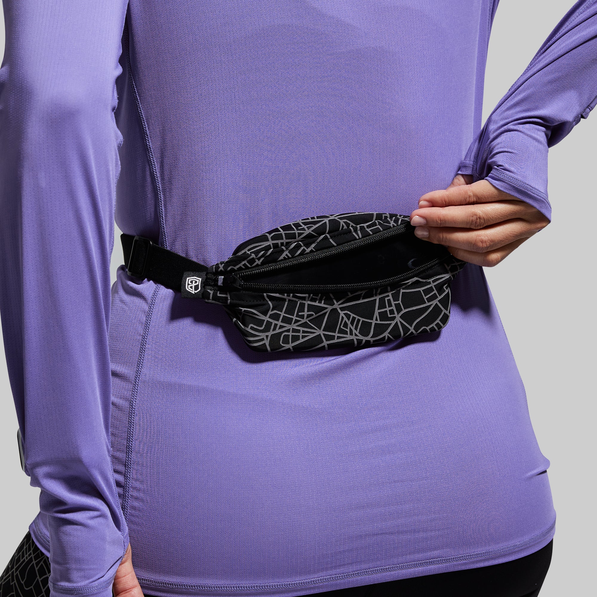 Best Running Belt for Men & Women - Lightweight & Waterproof Waist Pack for Jogging, Hiking, Gym - Secure Phone Holder & Key Storage (Black) - Perfect for Outdoor Sports & Daily Fitness Activities
