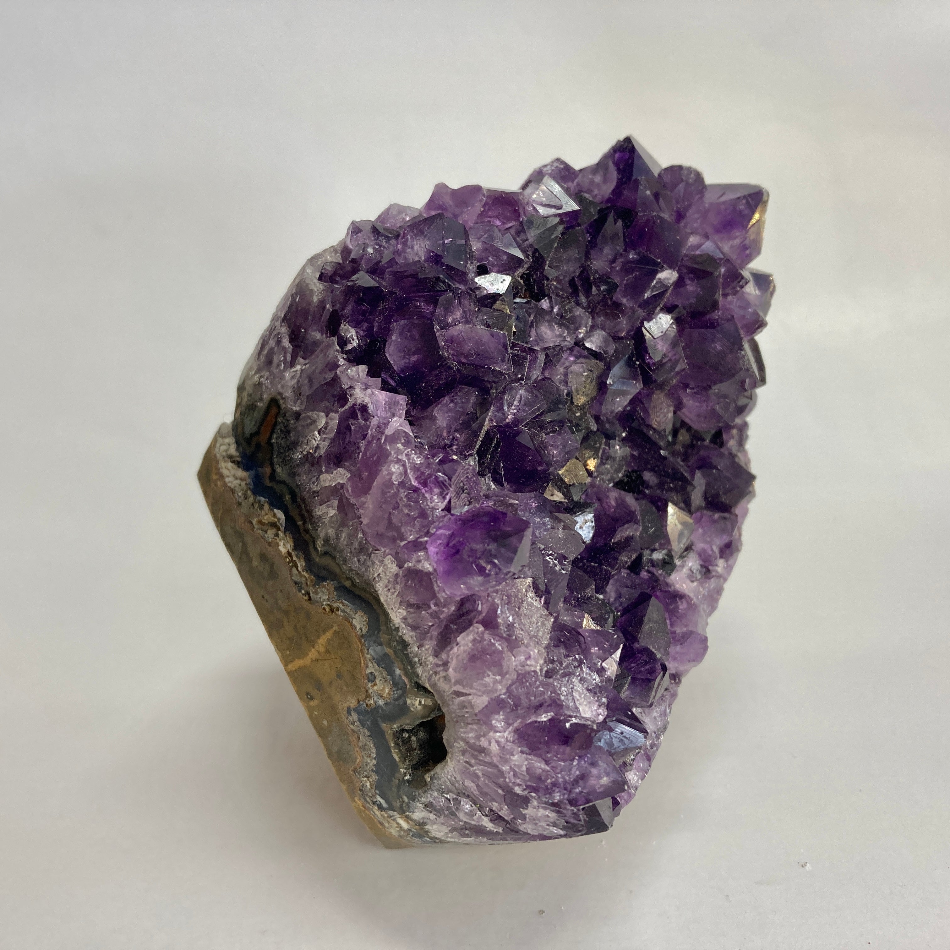 Natural Amethyst Crystal - Healing Stone for Meditation, Stress Relief & Spiritual Growth | Perfect for Home Decor, Jewelry Making & Gifts