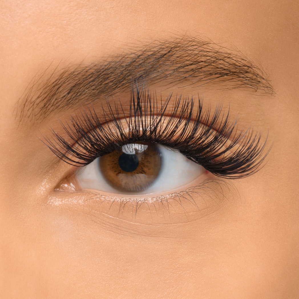 Fluffy Gossamer False Eyelashes - Natural Wispy Lashes for Dramatic Eye Makeup | Perfect for Parties, Weddings & Special Events