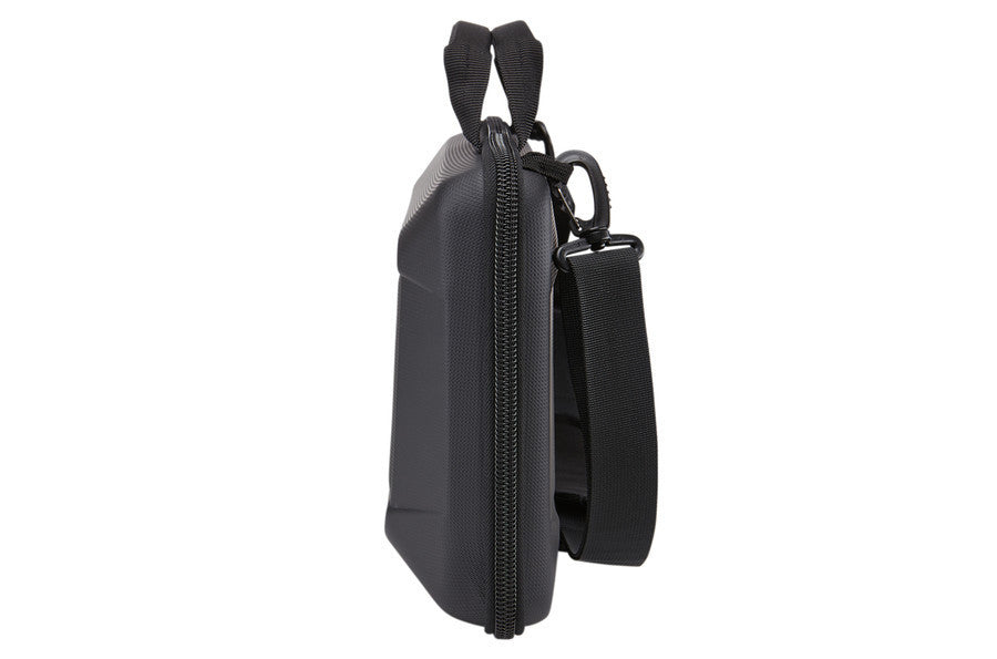 Thule Gauntlet 3.0 13-15 Inch Laptop Sleeve for MacBook Pro/Air - Waterproof Protective Case in Black - Perfect for Travel, Work & School
