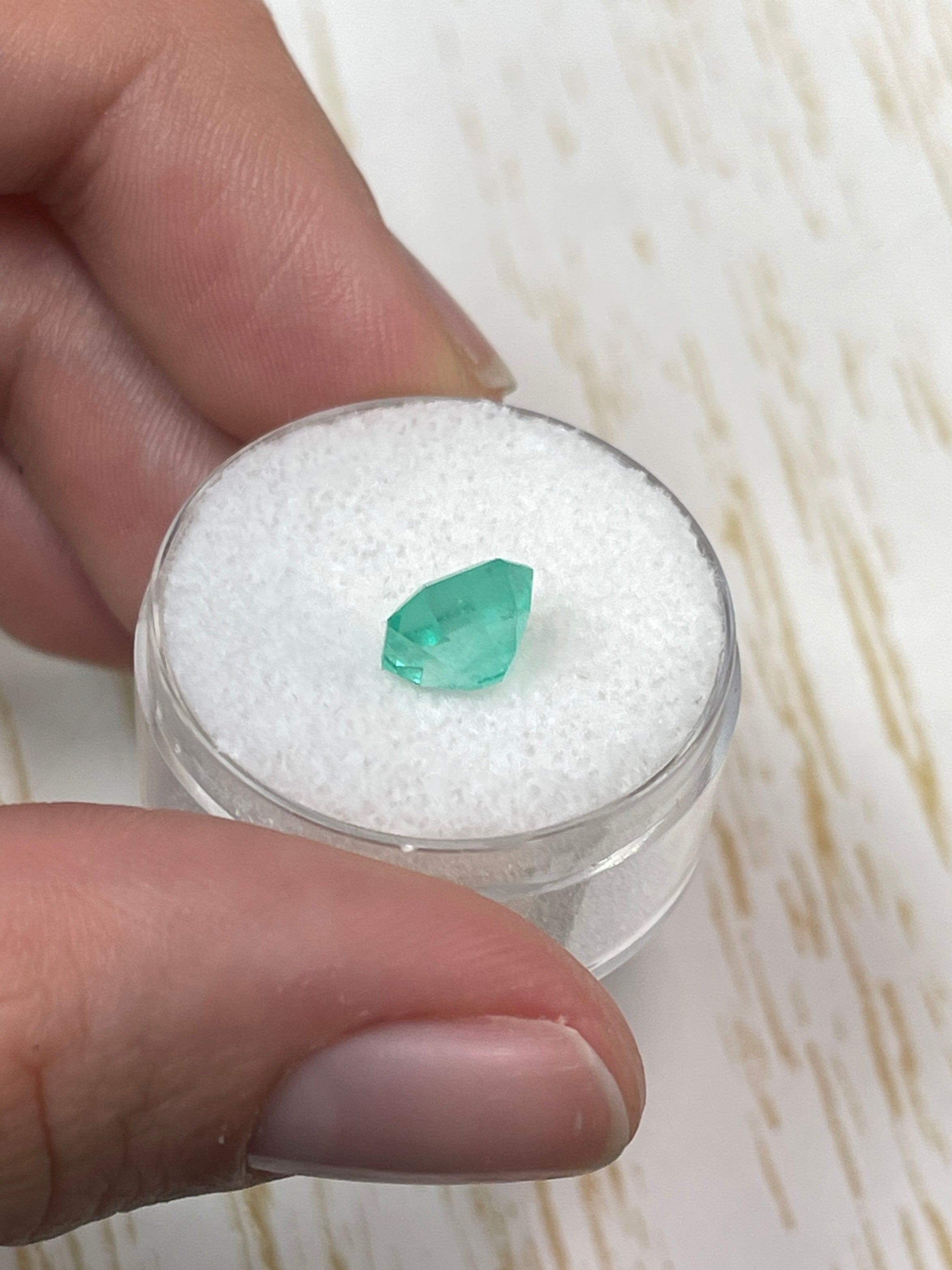 1.87 Carat 8x8mm Art Deco Style Medium Green Natural Loose Colombian Emerald Asscher Cut Gemstone for Jewelry Making, Engagement Rings & Luxury Gifts