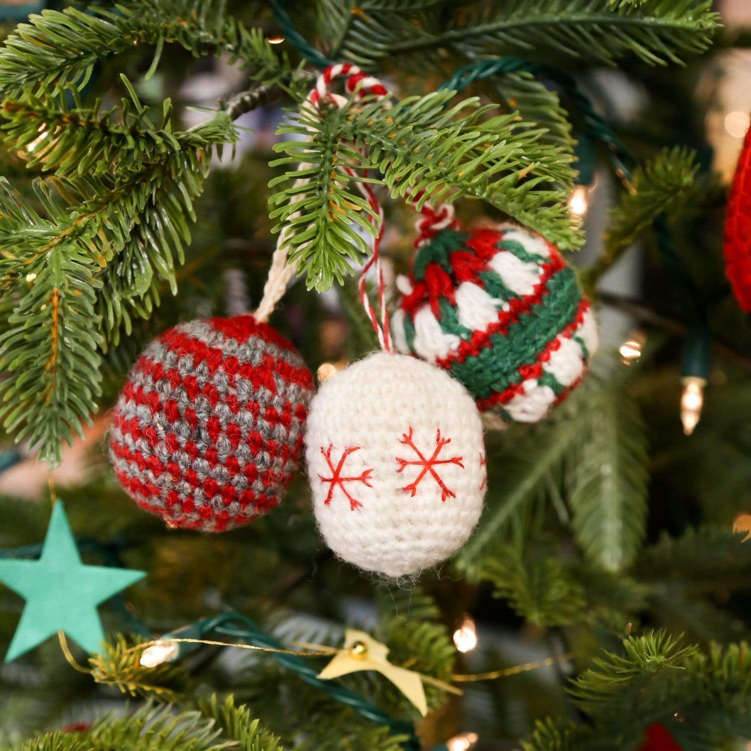 Handmade Crochet Wool Christmas Ornaments Set of 3 - Festive Holiday Decor for Tree, Gift, and Home Decoration
