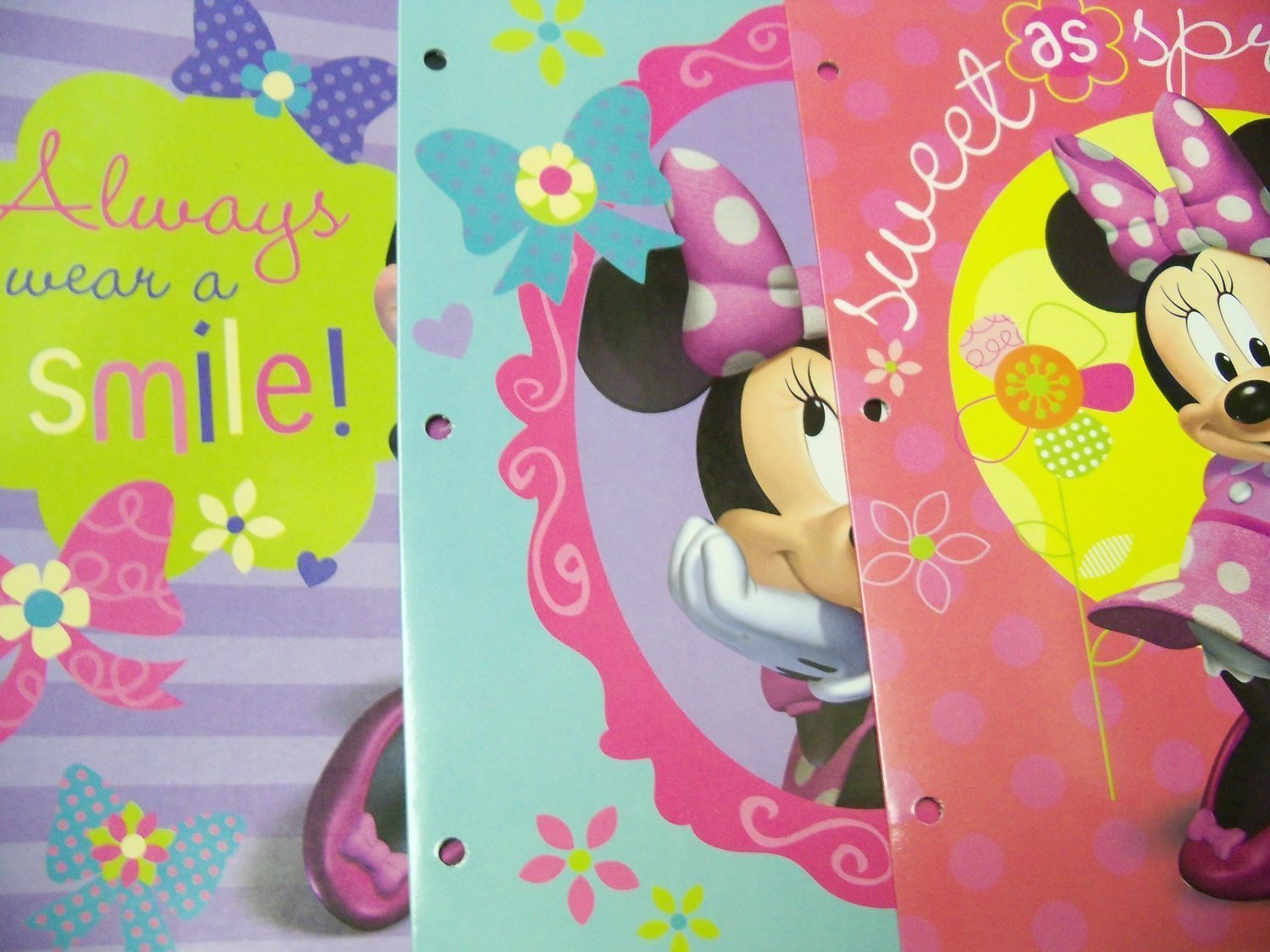 Minnie Mouse School Supplies Set for Girls - 3 Pack 2-Pocket Folders Featuring Minnie & Daisy | Cute Disney Stationery for Back to School, Classroom Organization & Homework (Styles May Vary)