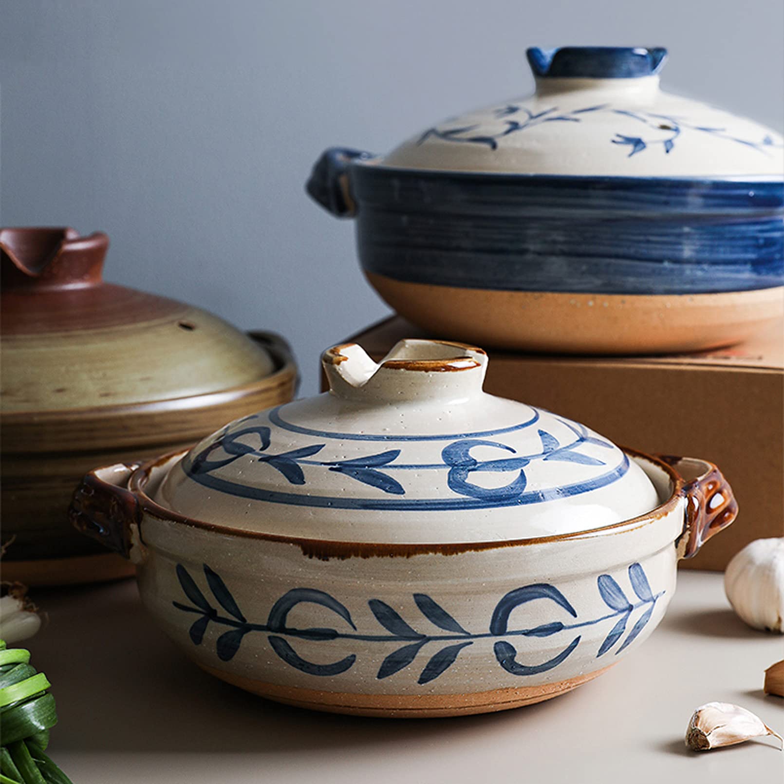 Premium Japanese Donabe Ceramic Hot Pot - Traditional Clay Casserole for 4-6 People - Blue Earthenware Cooking Pot - Perfect for Sukiyaki, Shabu Shabu & Family Dinners