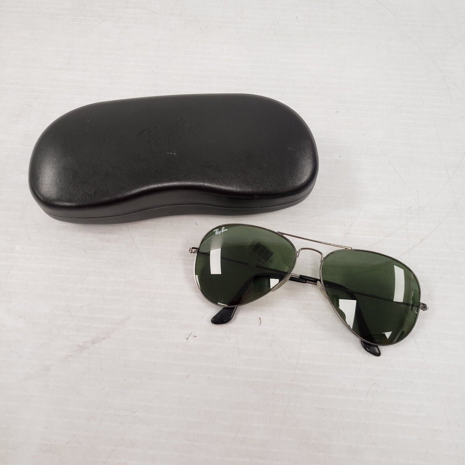 RayBan RB3025 Aviator Sunglasses for Men & Women - Classic UV Protection Shades for Driving, Travel & Outdoor Activities