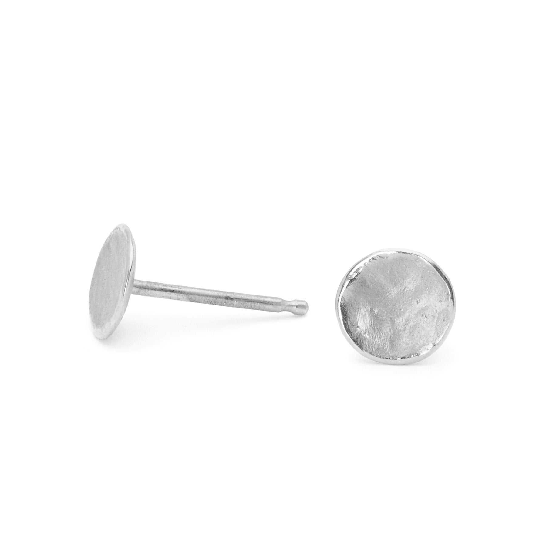 Hammered Disc Stud Earrings for Women - Minimalist Gold & Silver Hoop Earrings - Perfect for Everyday Wear, Office & Date Night